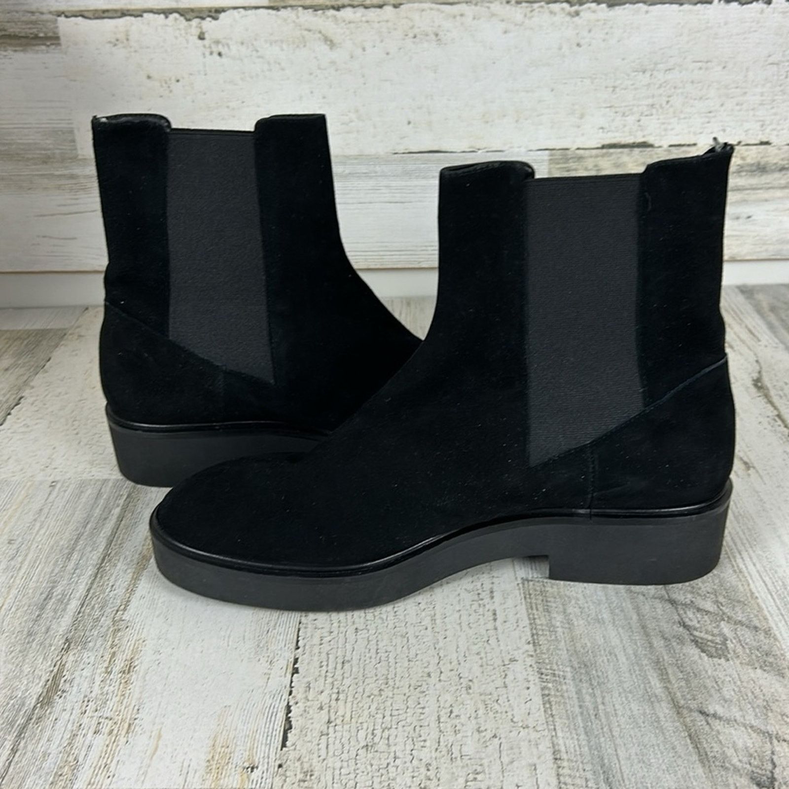 Stuart Weitzman Stuart Weitzman Henley womens 9B Black Suede Ankle Boots Size US 9 / IT 39 - 6 Thumbnail