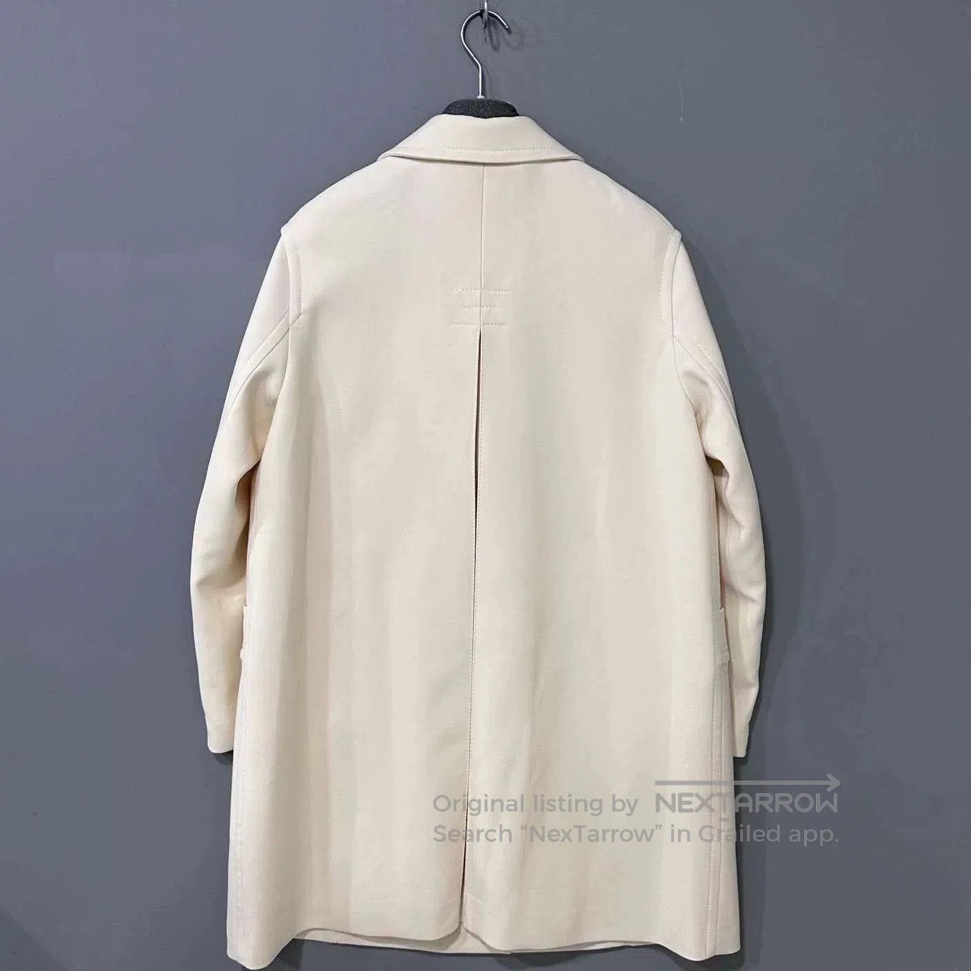 Hermes HERMES Cream Full Print Inner Coat. Size US XS / EU 42 / 0 - 3 Thumbnail