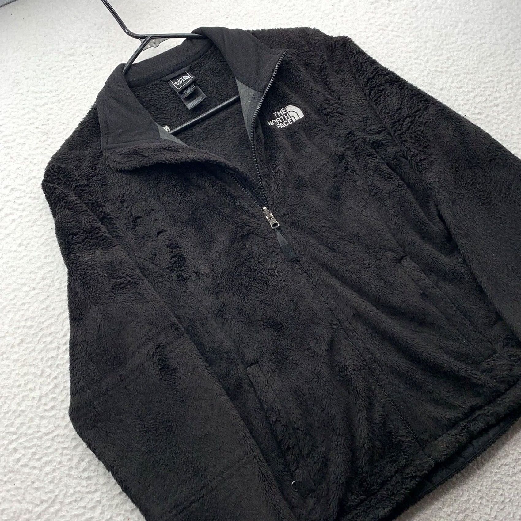 The North Face The North Face Faux Fur Jacket Small Black Fuzzy Fleece Hiking Outdoor Casual Size S / US 4 / IT 40 - 3 Thumbnail