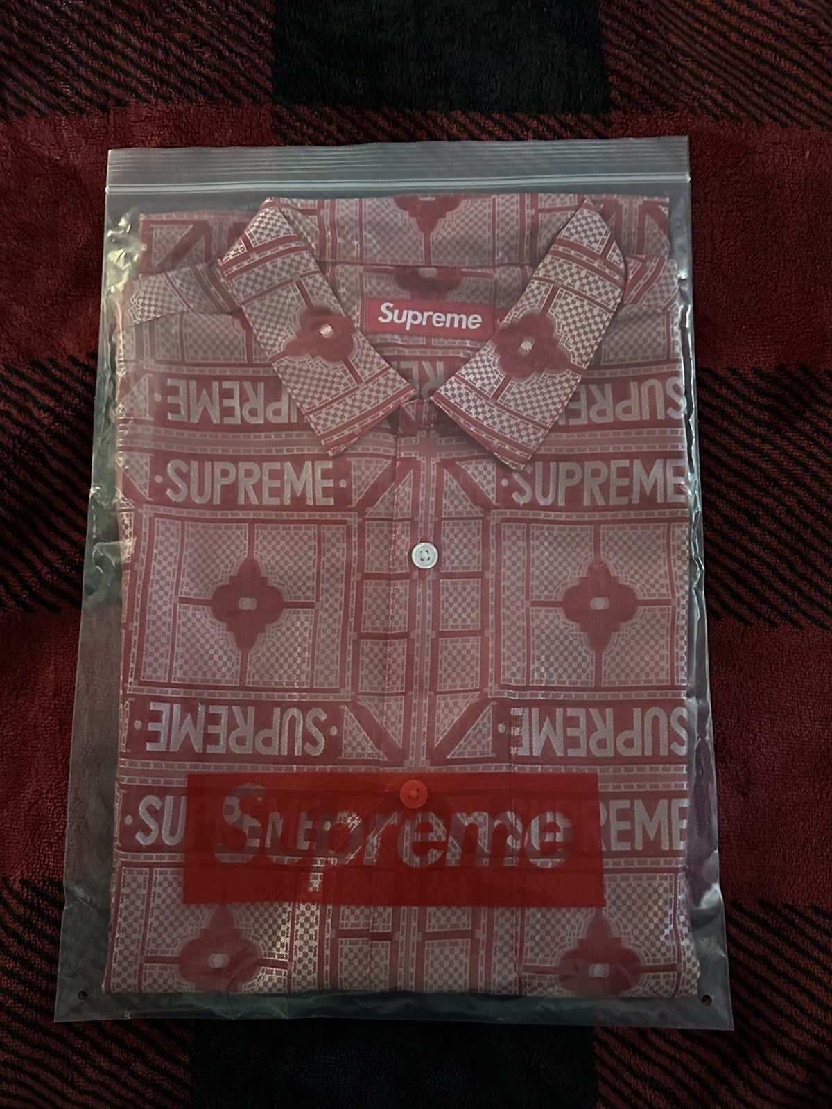 Supreme Supreme Tray Jacquard S/S Shirt Red Medium SHIPS ASAP | Grailed