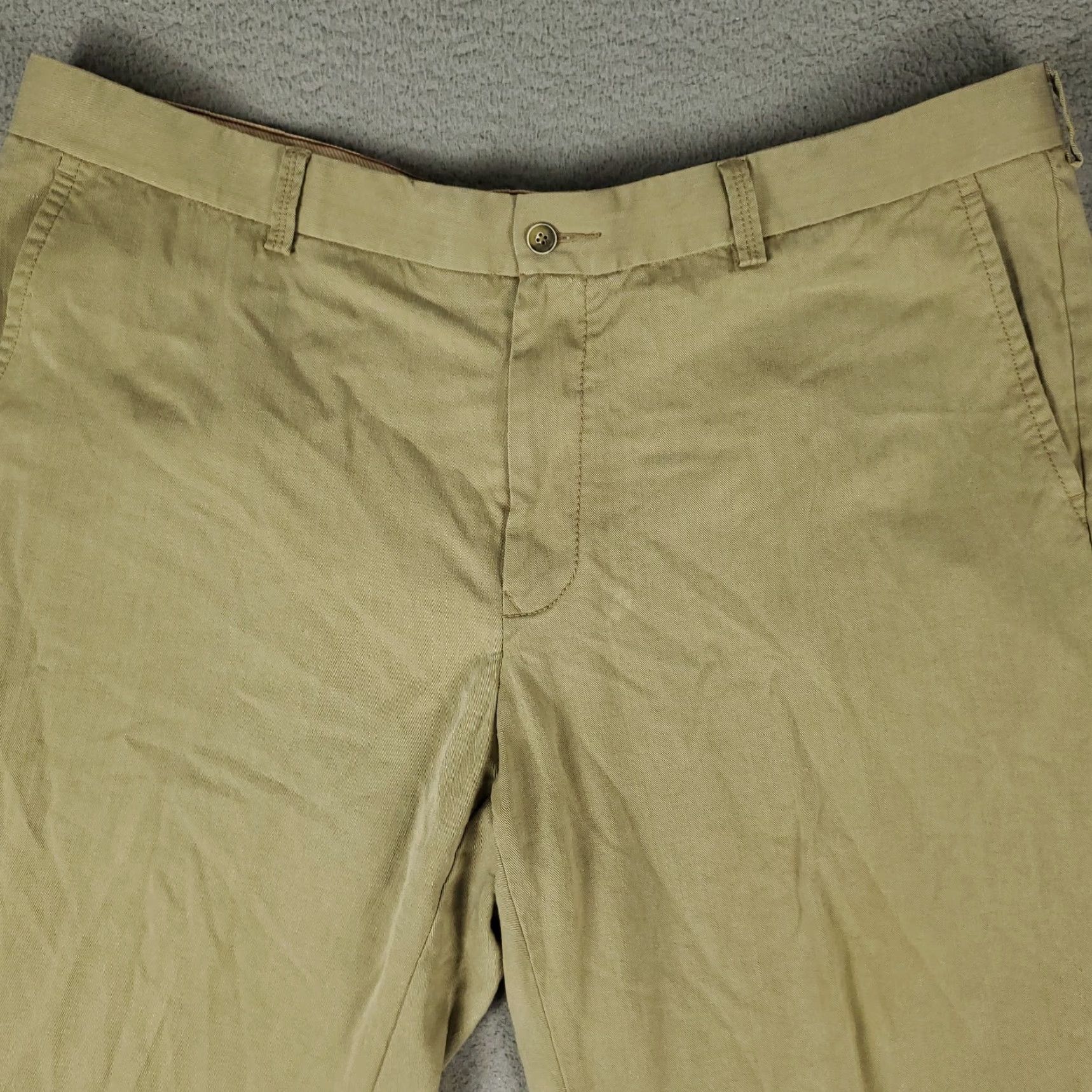 Tommy Bahama Tommy Bahama Pants Mens 42x32 Beige Flat Front Chino Trousers Size US 42 / EU 58 - 2 Thumbnail