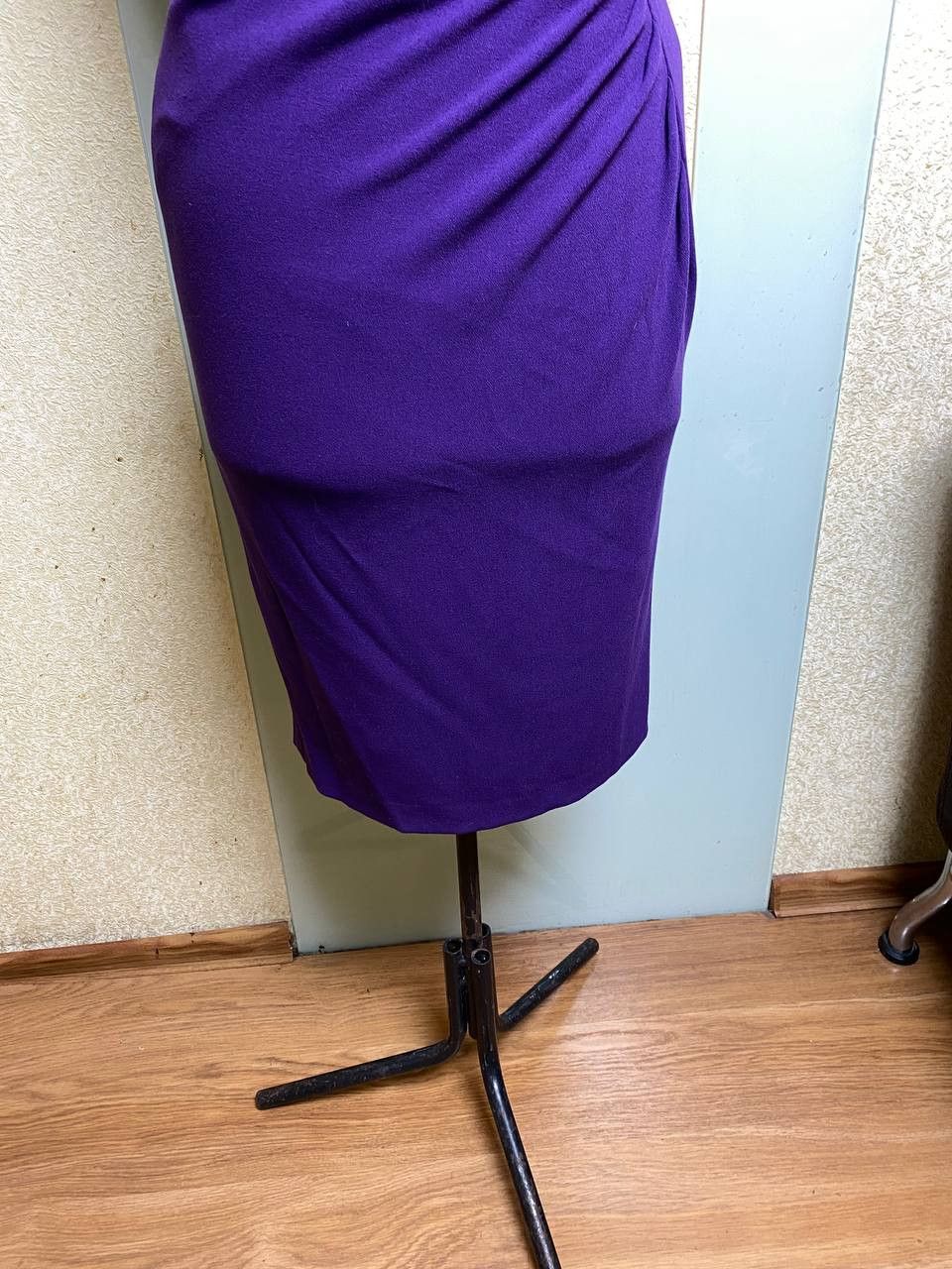 LK Bennett LK Bennett Purple Ruched Davina Worn By Kate Middleton Size M / US 6-8 / IT 42-44 - 4 Thumbnail