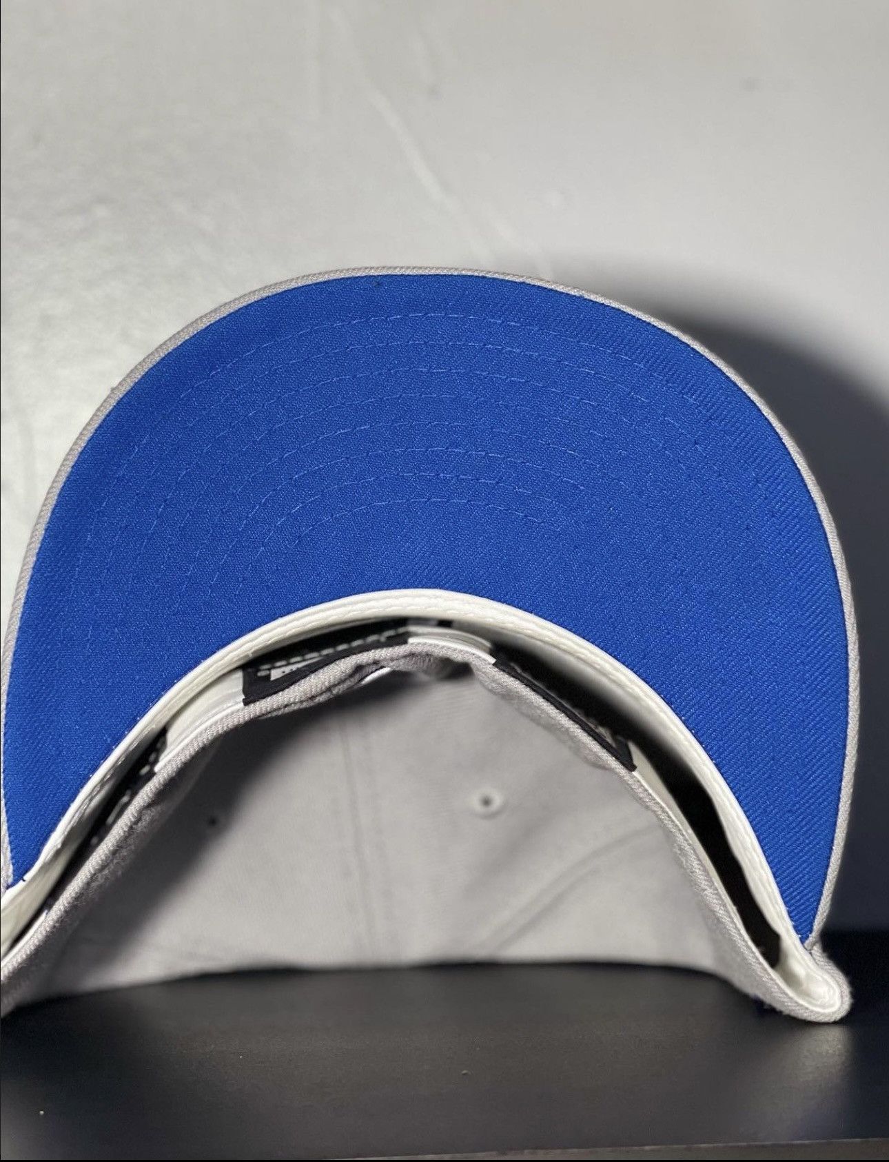 New Era New York Yankees Fitted with side patch 7 1/4 Size 34 - 2 Thumbnail