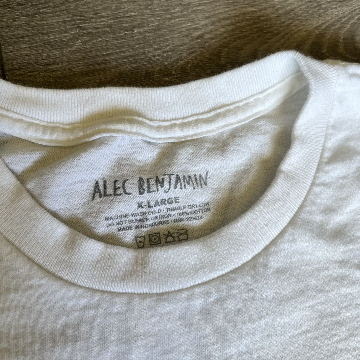 Band Tees Alec Benjamin 12 Notes Photo Tour Tee Band 2024 White Size US XL / EU 56 / 4 - 6 Thumbnail