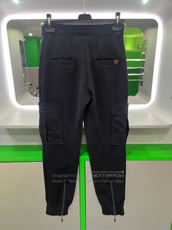 Louis Vuitton Louis Vuitton Black Spring Autumn Casual Pants . Size 23" - 1 Thumbnail