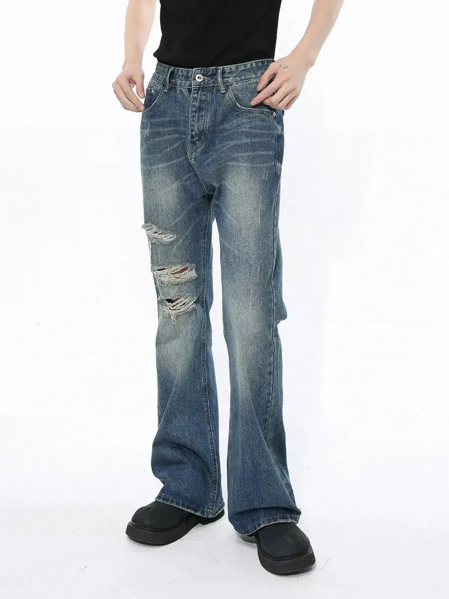Japanese Brand Retro loose straight leg ripped jeans Size US 32 / EU 48 - 1 Thumbnail