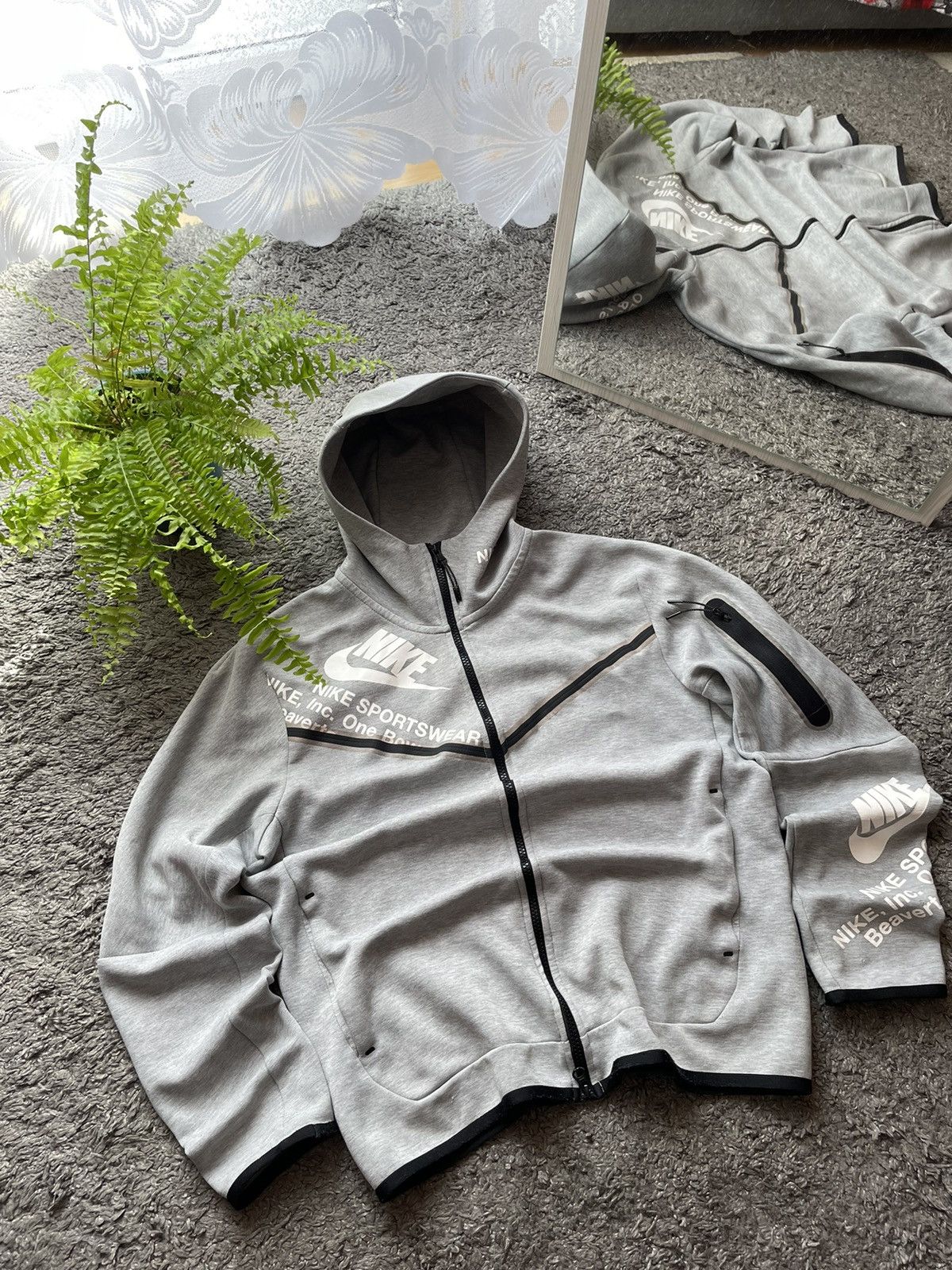 Nike × Vintage Nike Tech-Fleece Zip-Hoodie Streetwear Vintage Big Logo Size US M / EU 48-50 / 2 - 2 Thumbnail