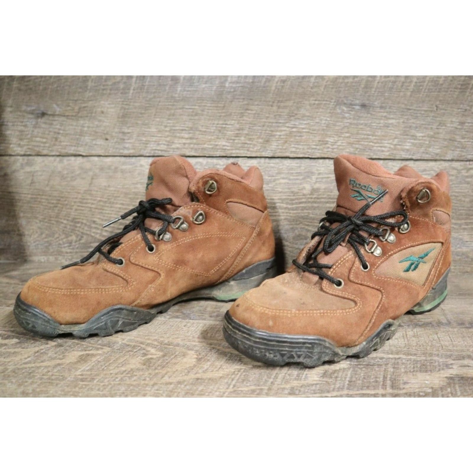 Reebok VINTAGE Reebok Outdoor Boots Womens 9.5 Brown Suede Hiking Lace Up 90s Outdoor Size US 9 / IT 39 - 2 Thumbnail