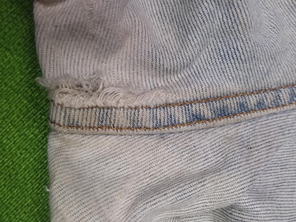 Levi's × Vintage VINTAGE LEVI’S DISTRESSED JEANS Size US 42 / EU 58 - 14 Thumbnail
