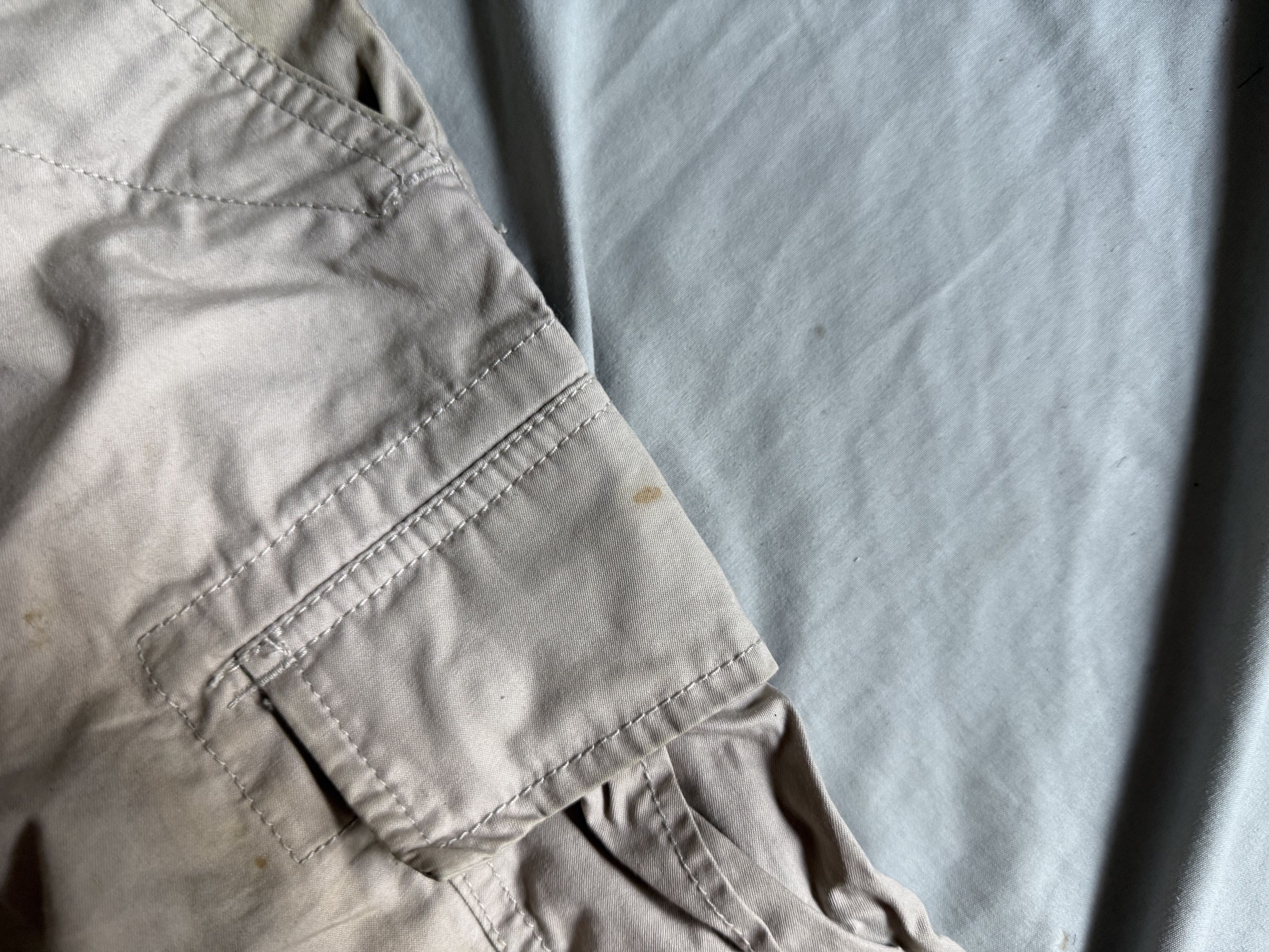 J.Crew J. Crew Cargo Short 10.5" inseam sz 30w $79.50 Size US 30 / EU 46 - 3 Thumbnail
