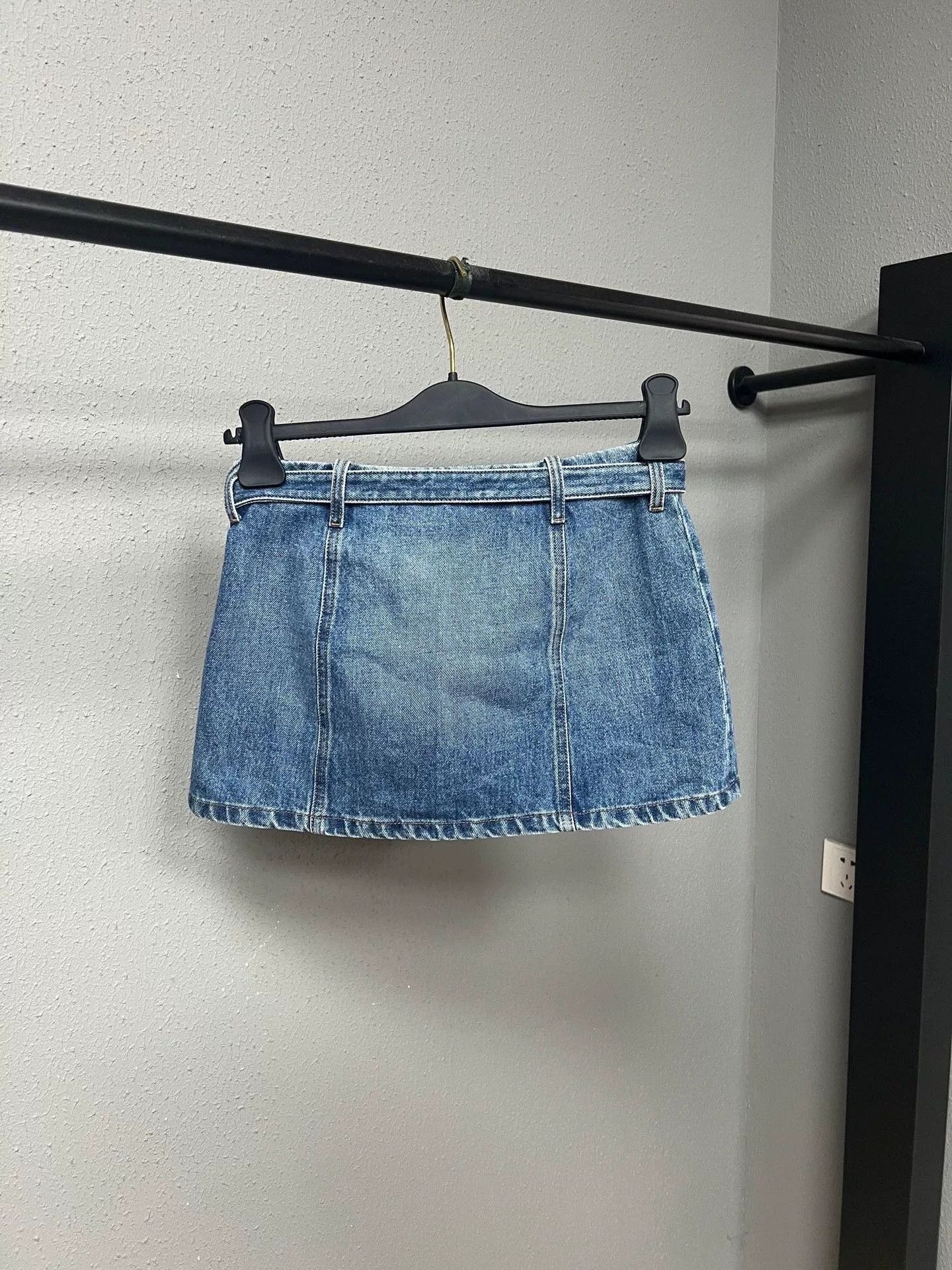 Miu Miu Miu Miu metal logo belt denim skirt Size ONE SIZE - 2 Thumbnail