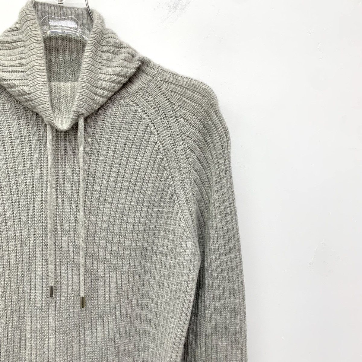 Loro Piana Loro Piana Grey Cashmere Long Sleeve Knitwear K26WX Size S / US 4 / IT 40 - 3 Thumbnail