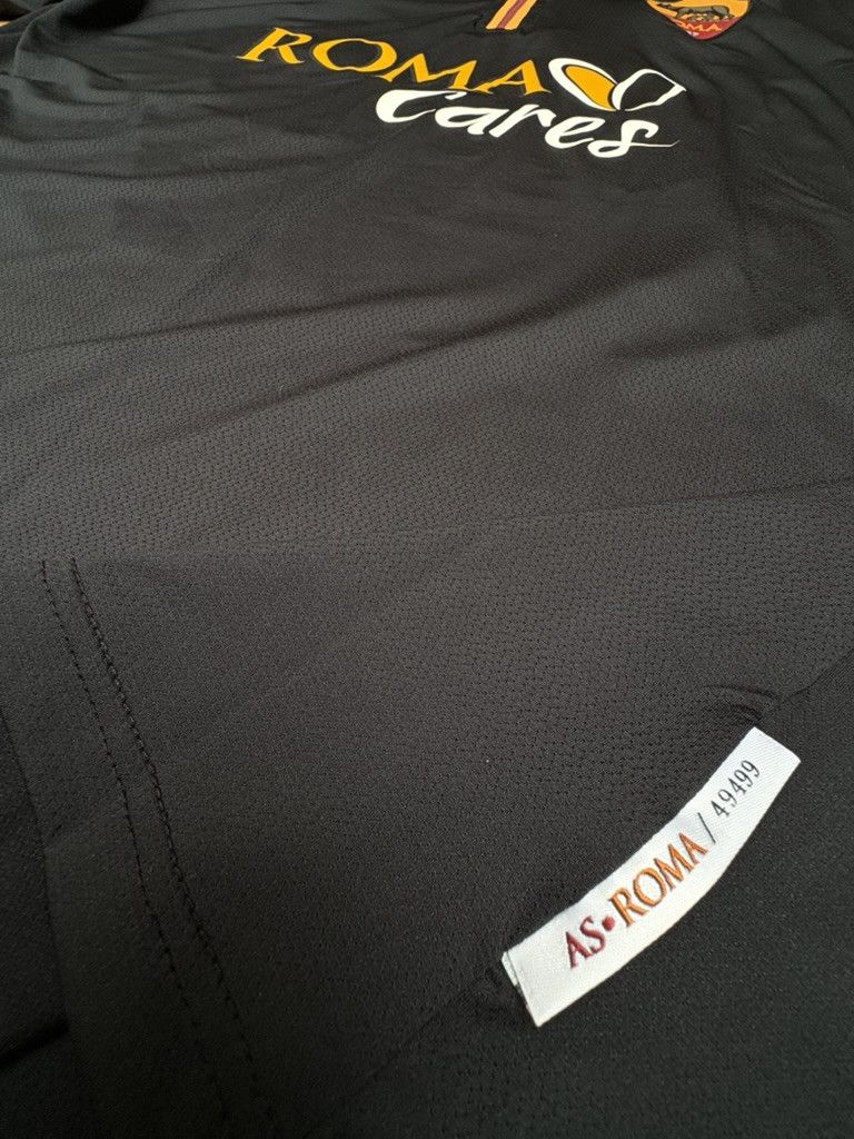 Other AS Roma 2013/14 Third Jersey – Gervinho 27 – Match-Issued Size US L / EU 52-54 / 3 - 5 Thumbnail