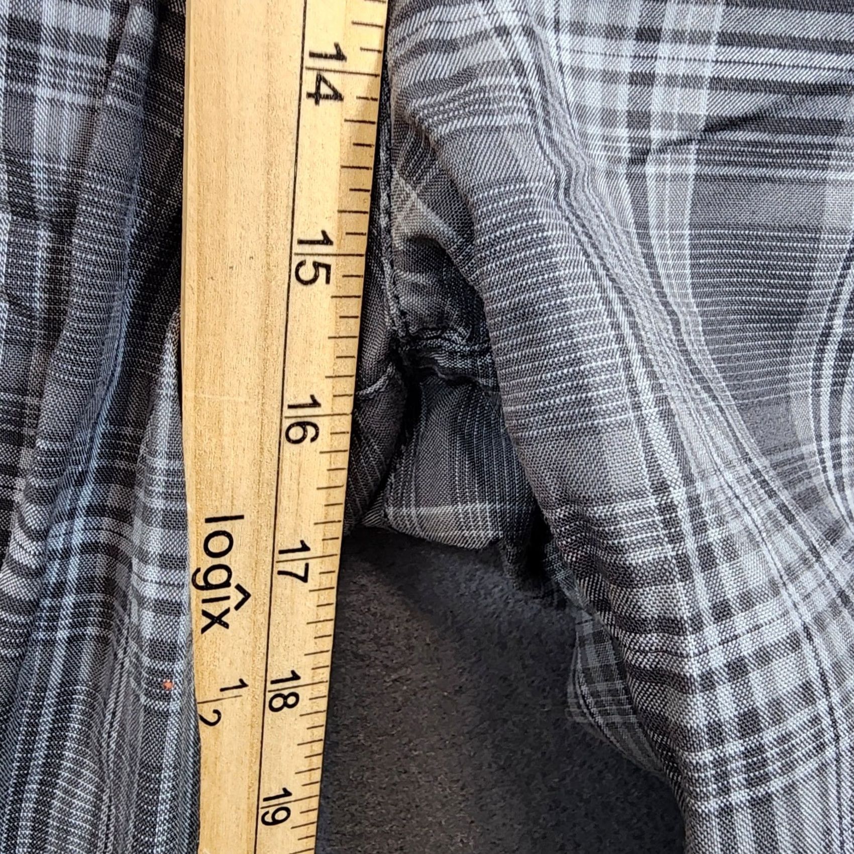 Vintage TRUE NATION Mens Shorts 52R Grey Plaid Chino Preppy Golf 10" Inseam NEW Size US 36 / EU 52 - 7 Thumbnail