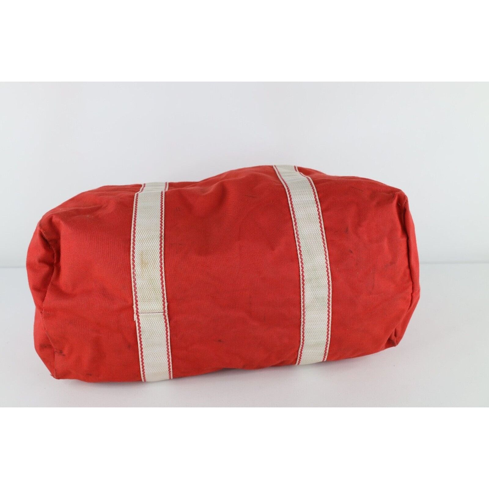 Vintage Vintage 70s Streetwear Distressed Canvas Handled Duffel Bag Size ONE SIZE - 10 Thumbnail