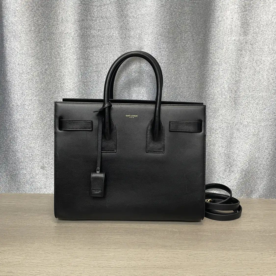 Saint Laurent Paris Saint Laurent Paris YSL SAC DE JOUR black cowhide leather crossbody bag Size ONE SIZE - 1 Thumbnail
