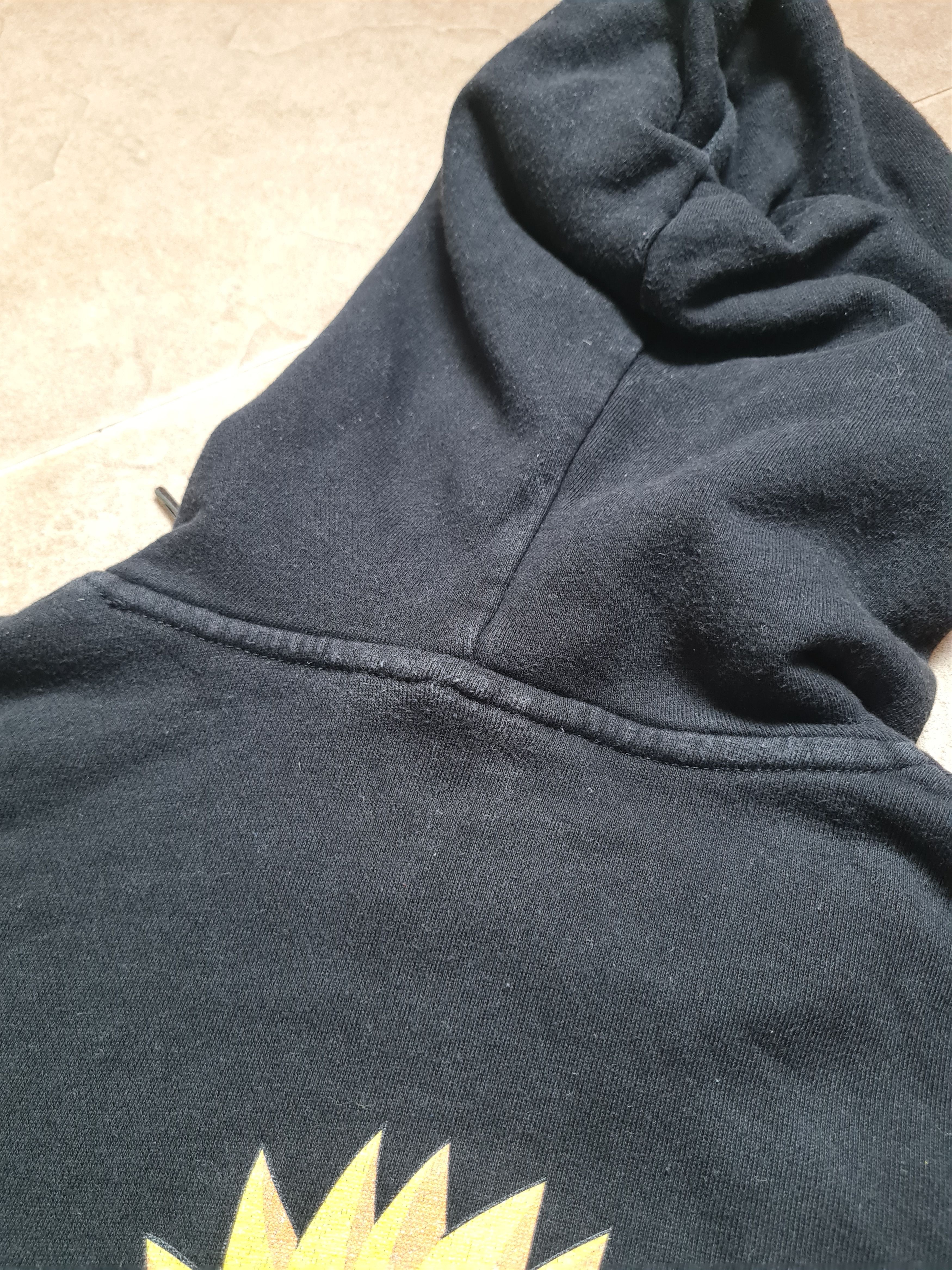 Trapstar London Vintage Hoodie Trapstar X Naruto Rare Black Big Logo Sz S-M Size US M / EU 48-50 / 2 - 23 Thumbnail