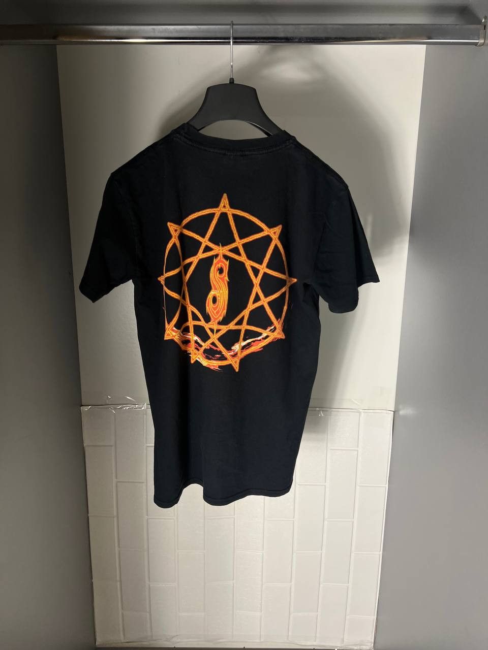 Band Tees VINTAGE SLIPKNOT WORLD TOUR ROCK T-SHIRT METAL PUNK Y2K 90s Size US M / EU 48-50 / 2 - 4 Thumbnail