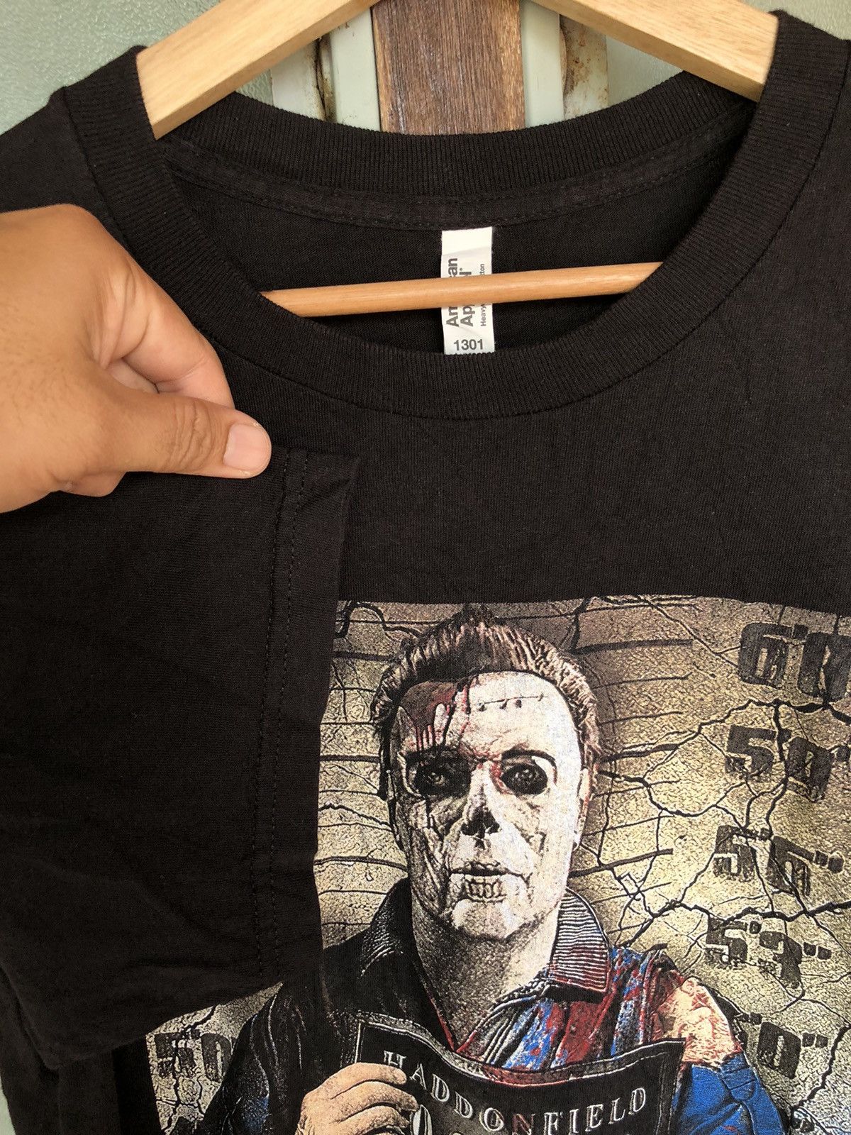 Vintage Vintage Michael Myers Film Charector Series Halloween Tee Size US L / EU 52-54 / 3 - 4 Thumbnail