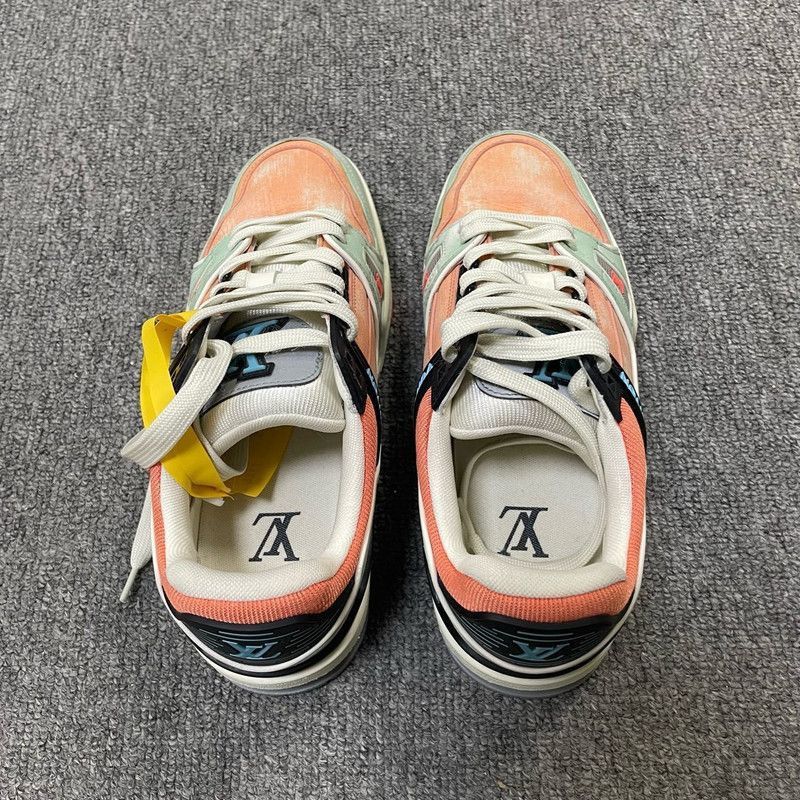 Louis Vuitton Louis Vuitton Color-Blocked Low-Top Trainer Shoes Size US 6 / IT 36 - 3 Thumbnail