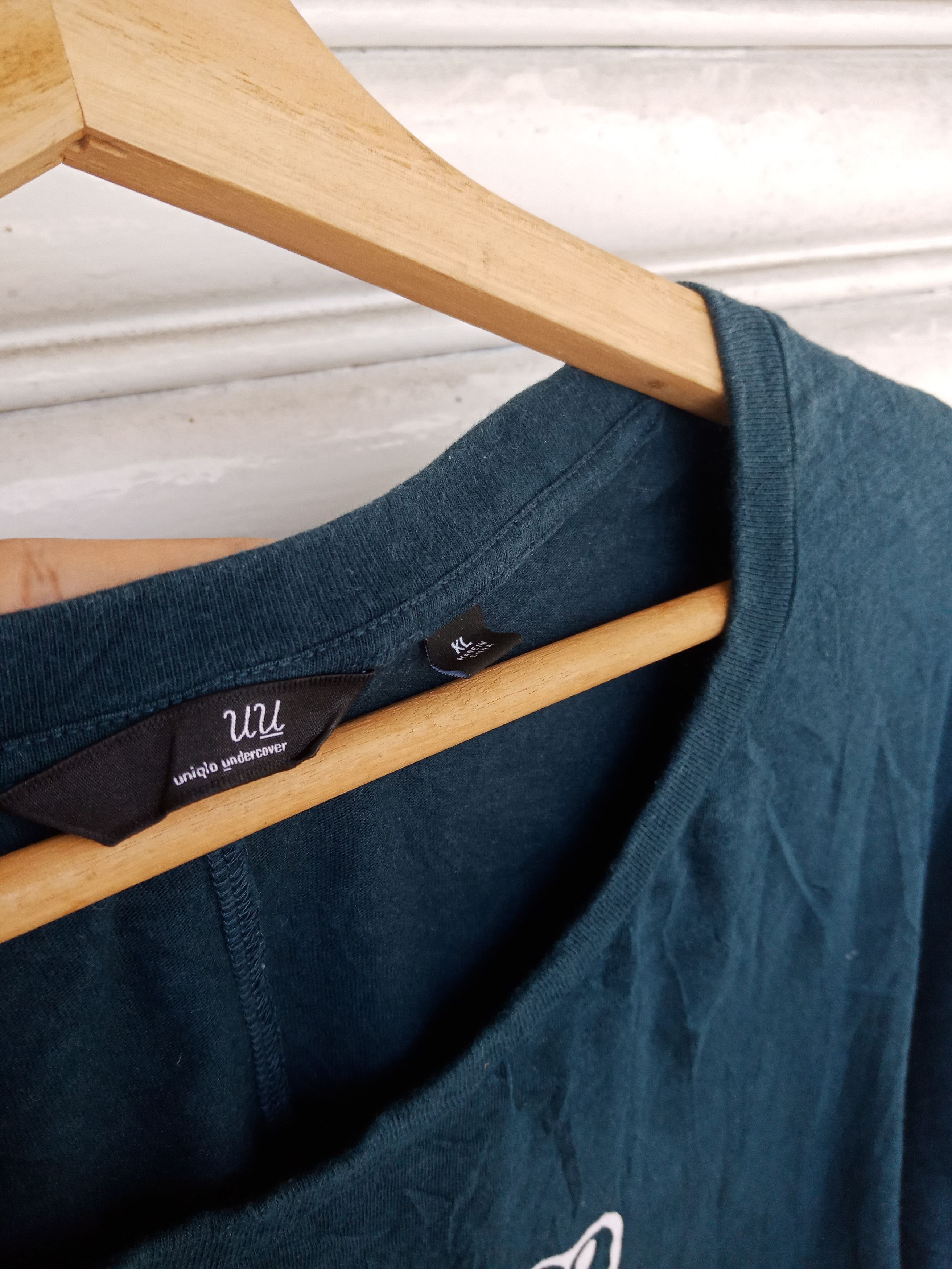 Japanese Brand Undercover Uniqlo Bones Size US L / EU 52-54 / 3 - 7 Thumbnail