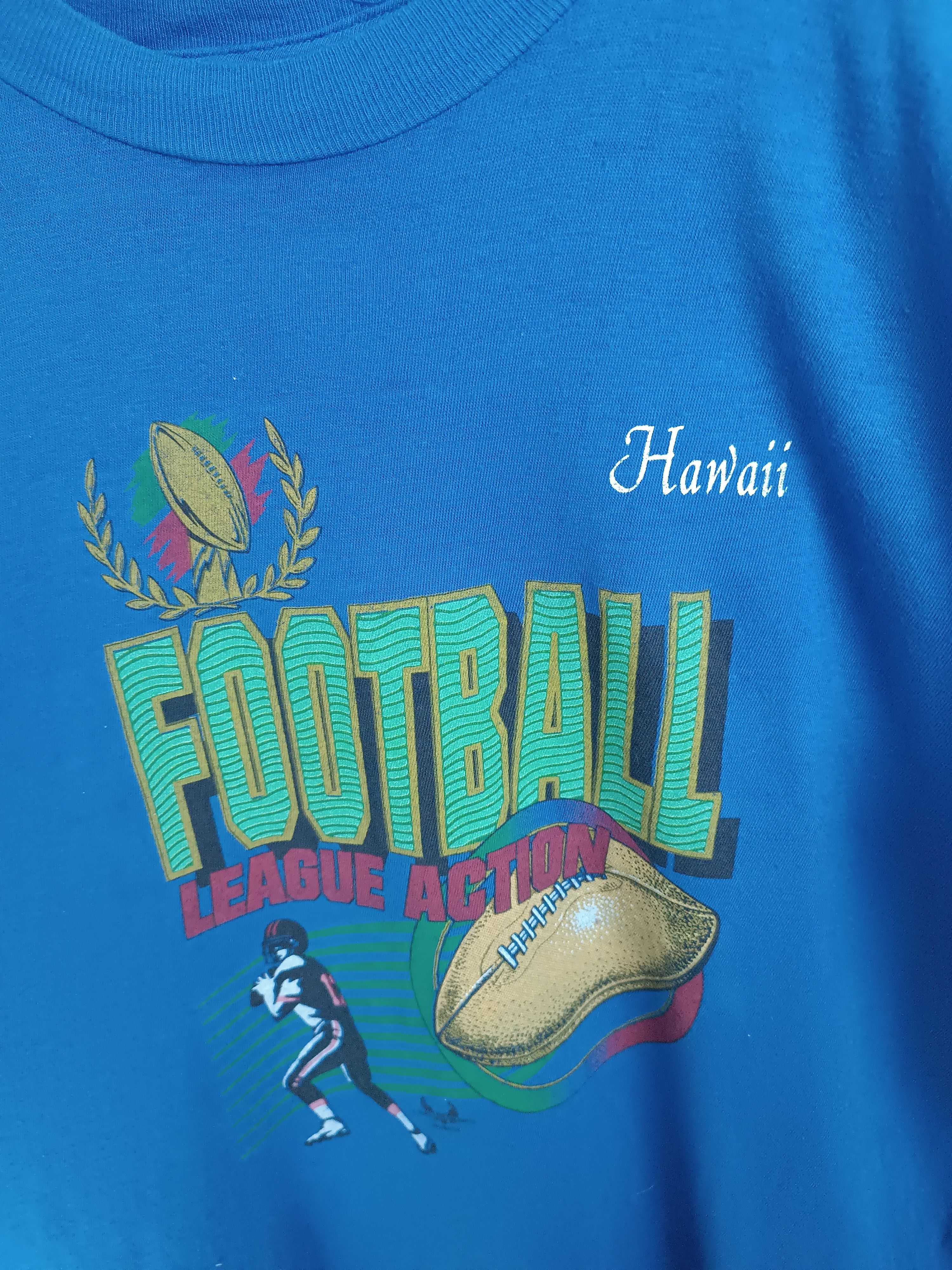 Vintage VINTAGE 90'S BOXY HAWAII FOOTBALL LEAGUE ACTION T VERY RARE Size US L / EU 52-54 / 3 - 9 Thumbnail