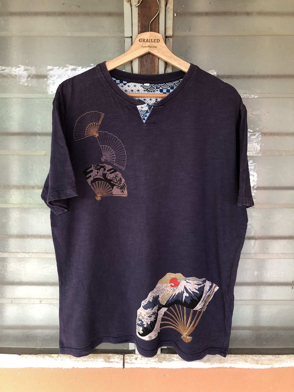 Japanese Brand Vintage Japanese Classic Script Shirt Tee Size US L / EU 52-54 / 3 - 1 Thumbnail
