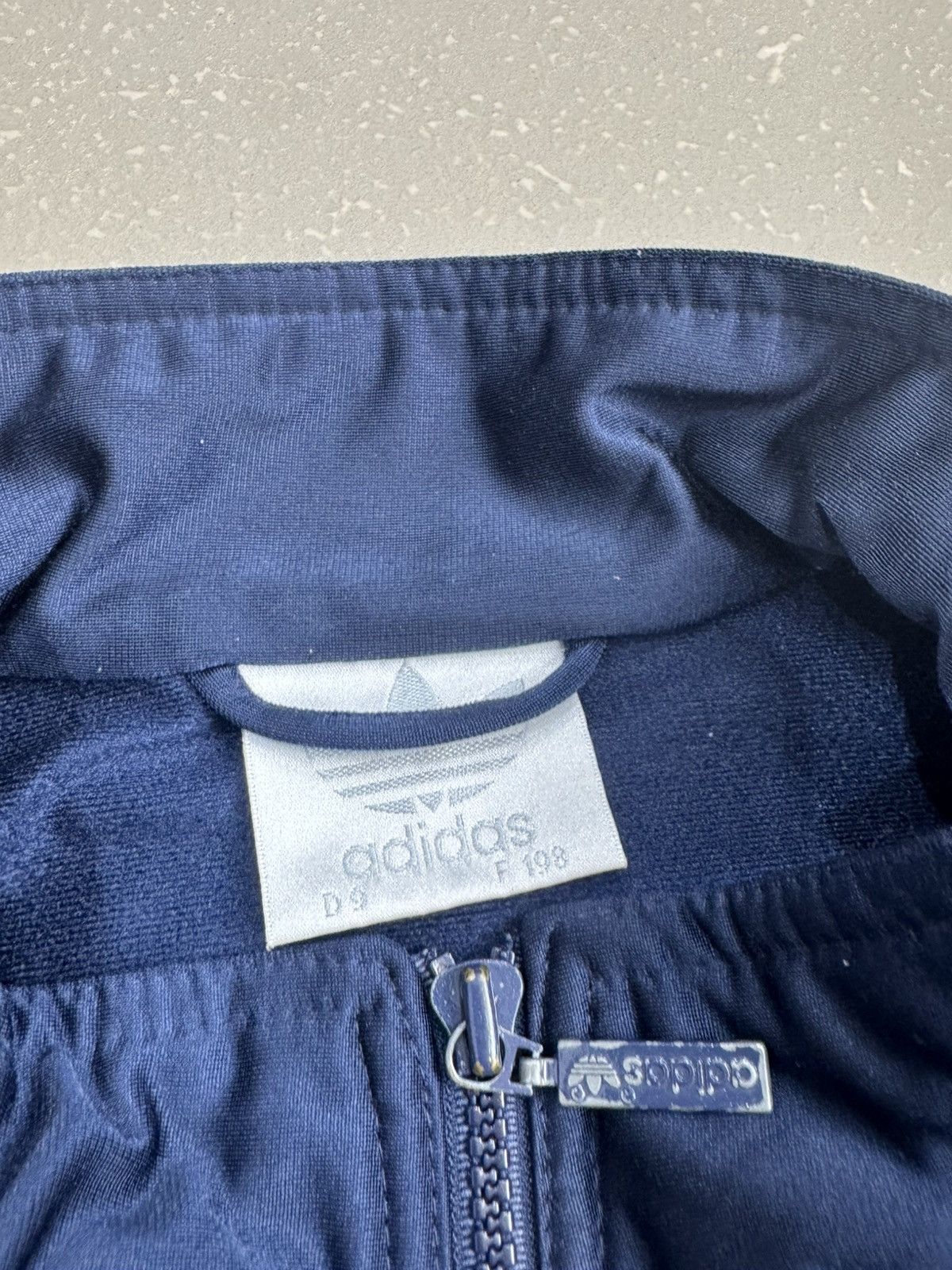 Adidas Vintage 90s Adidas Track Jacket Zip Pattern XL Size US XL / EU 56 / 4 - 3 Thumbnail