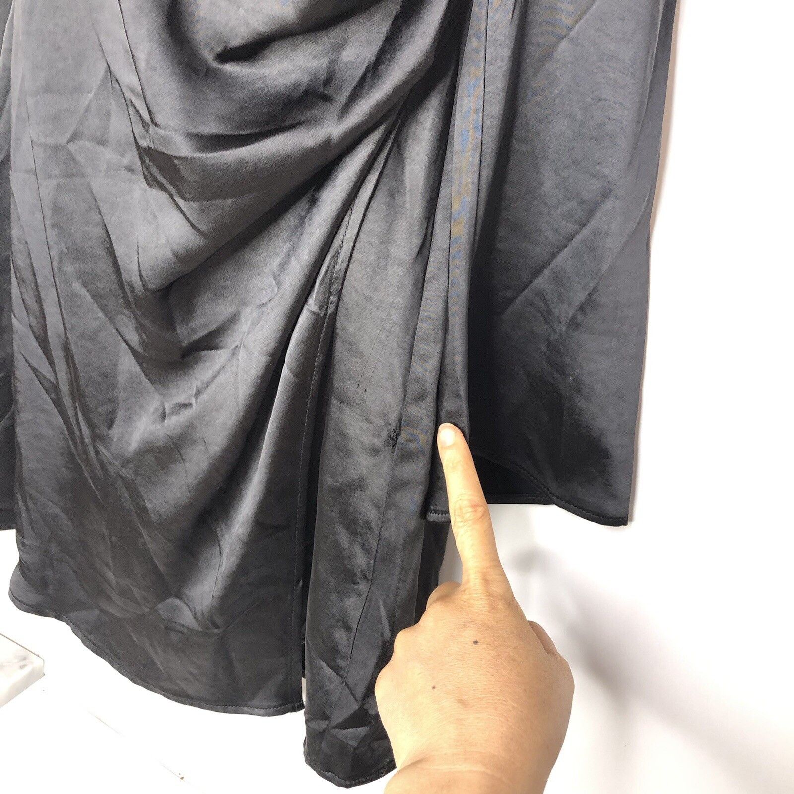 ASTR The Label ASTR Cutout Shoulder Black Satin Mini Dress Side Waist Size M / US 6-8 / IT 42-44 - 8 Thumbnail