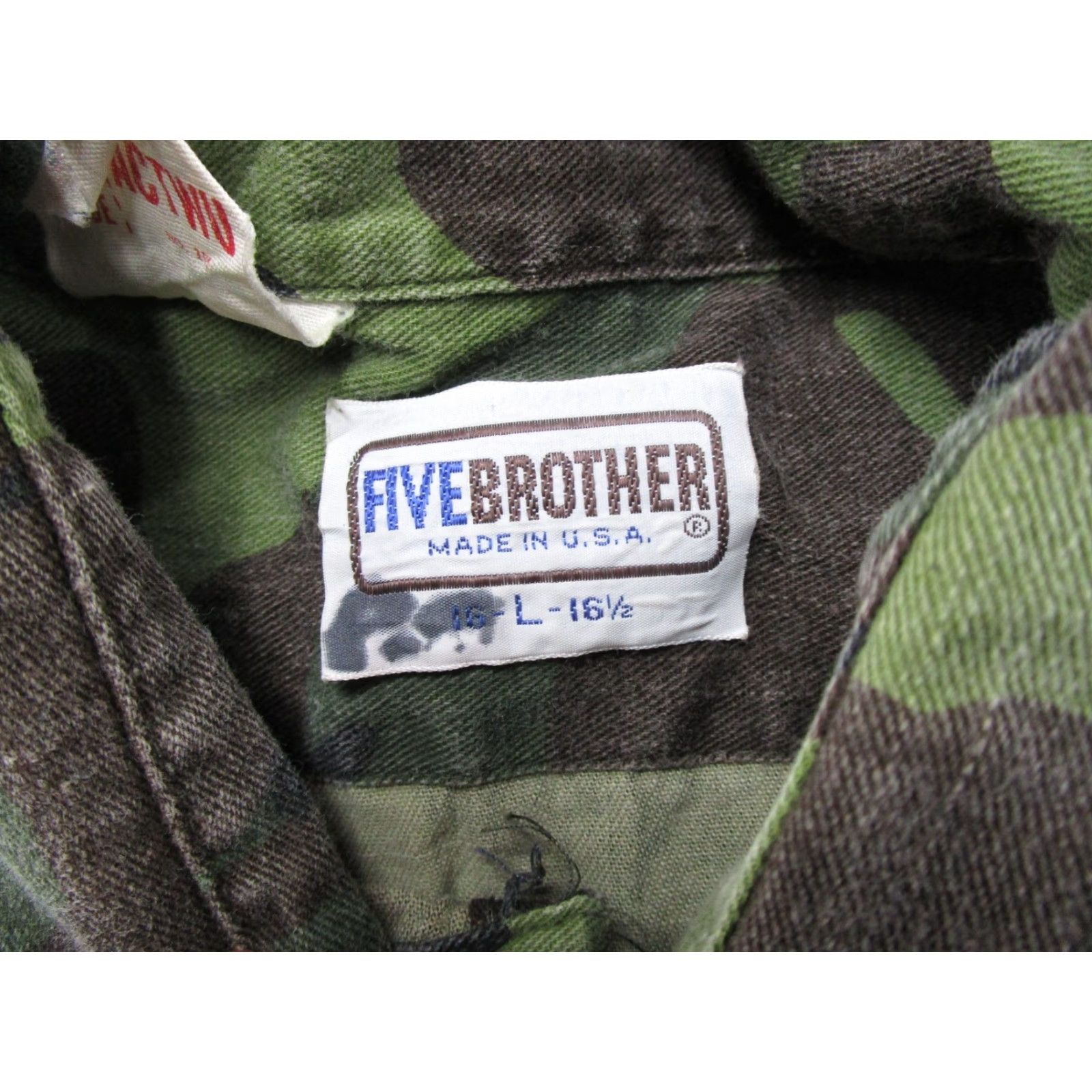 Vintage VTG Five Brothers Shirt Mens L Green Camouflage Short Sleeve Shirt Made in USA Size US L / EU 52-54 / 3 - 2 Thumbnail