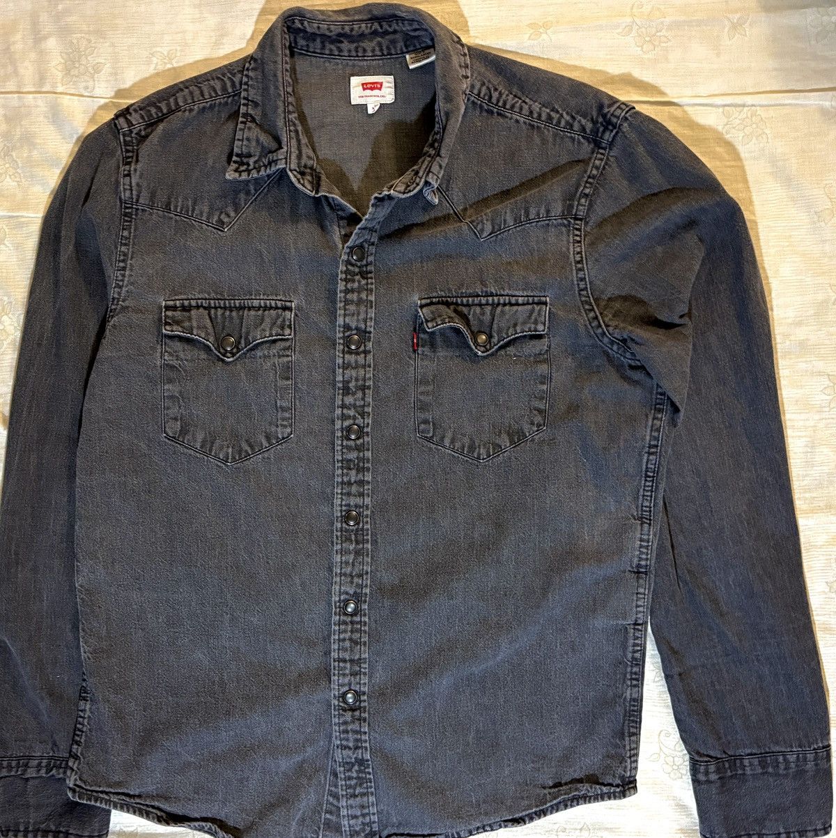 Levi's × Levi's Vintage Clothing Levi’s M Classic Western Denim Shirt, Charcoal Greyy Size US M / EU 48-50 / 2 - 1 Thumbnail