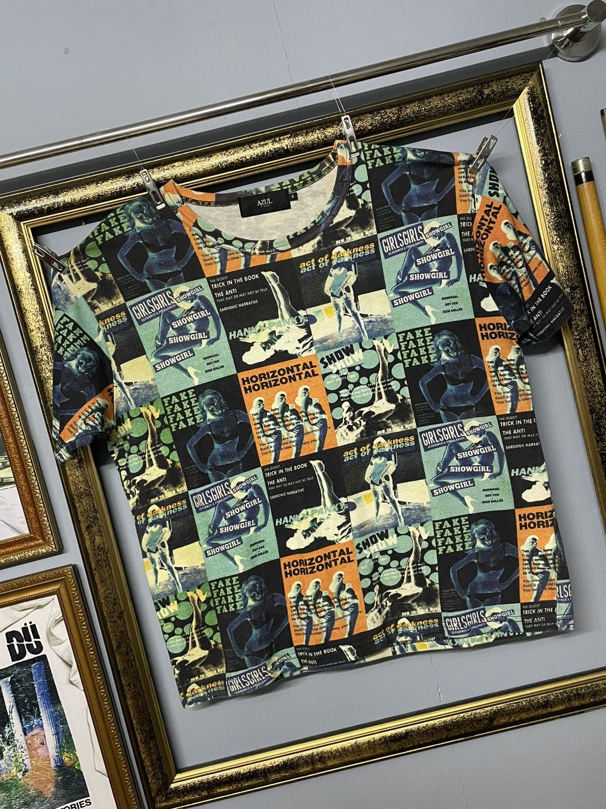 Japanese Brand Vintage Japan Designer Azul Fullprint Horizontal Girl Tee Size US S / EU 44-46 / 1 - 2 Thumbnail
