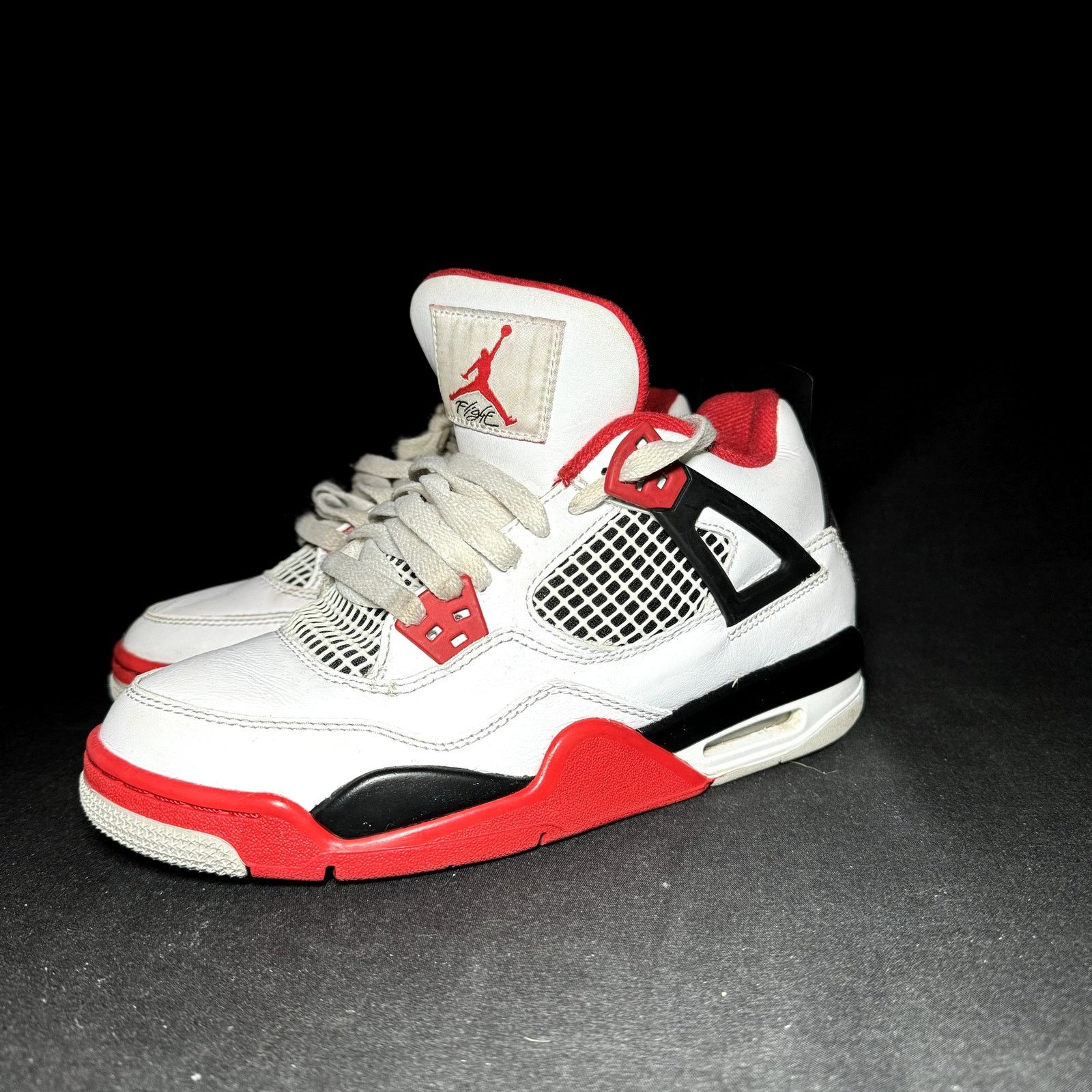 Jordan Brand × Nike Size 5.5 - Nike Air Jordan 4 Retro OG GS Fire Red 2020 Shoes Size US 5.5 / EU 38 - 8 Thumbnail