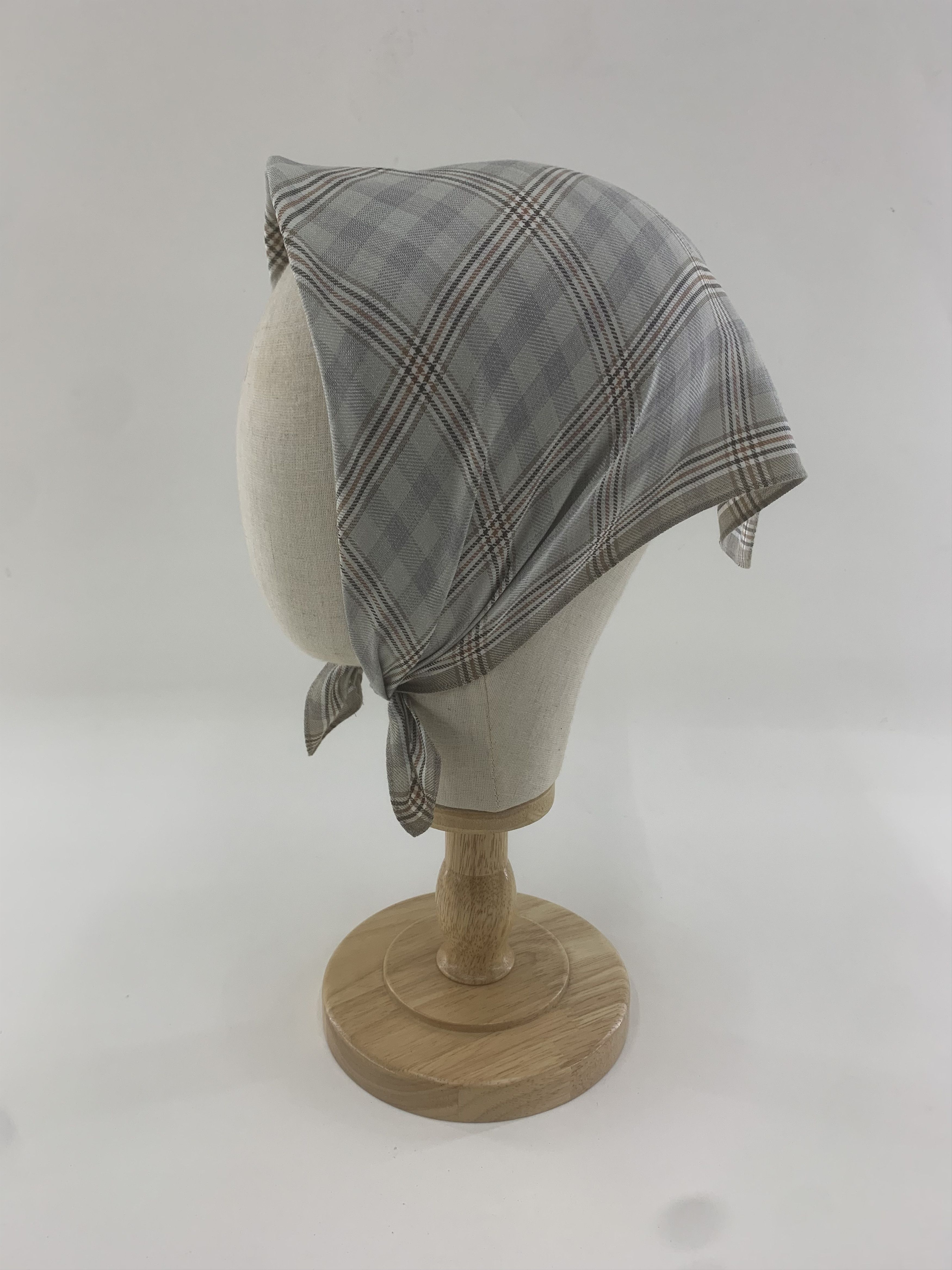 Pierre Balmain Pierre Balmain Handkerchief Bandana Neckerchief TB3449 Size ONE SIZE - 3 Thumbnail