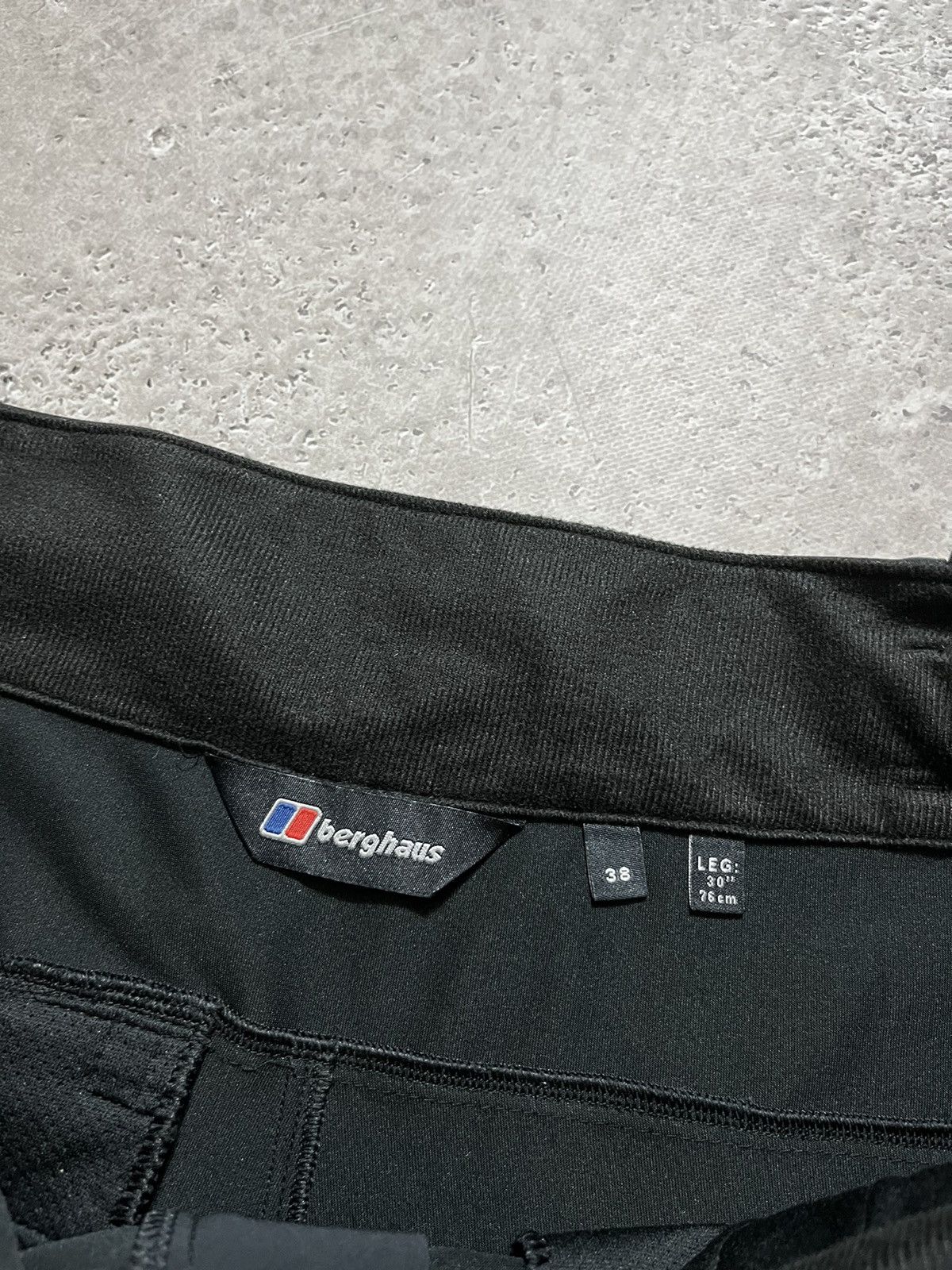 Berghaus XXl Berghaus men’s Ski Snow Pants Size US 38 / EU 54 - 6 Thumbnail