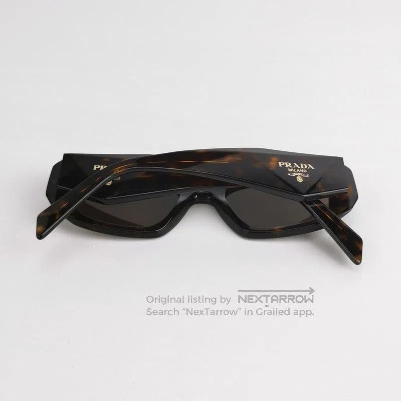 Prada Prada Tortoiseshell Logo Sunglasses. Size ONE SIZE - 3 Thumbnail