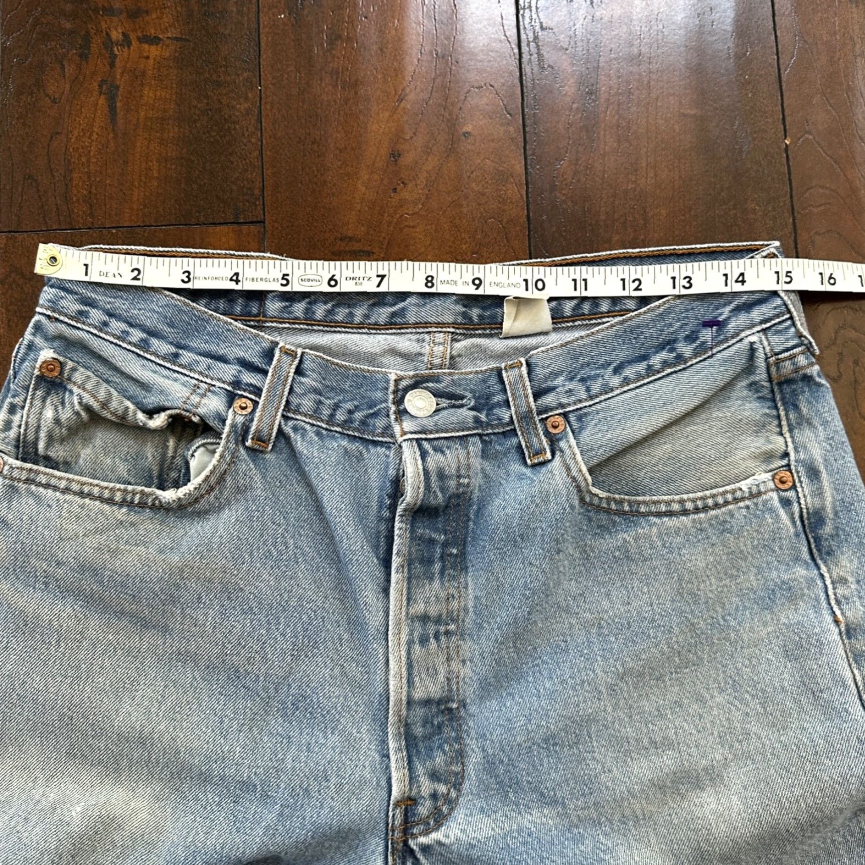 Levi's VINTAGE Levi's 501 Jeans Straight 90s Light Blue 33x30 Mens Regular Denim Cotton Button Closure Size US 33 - 7 Thumbnail