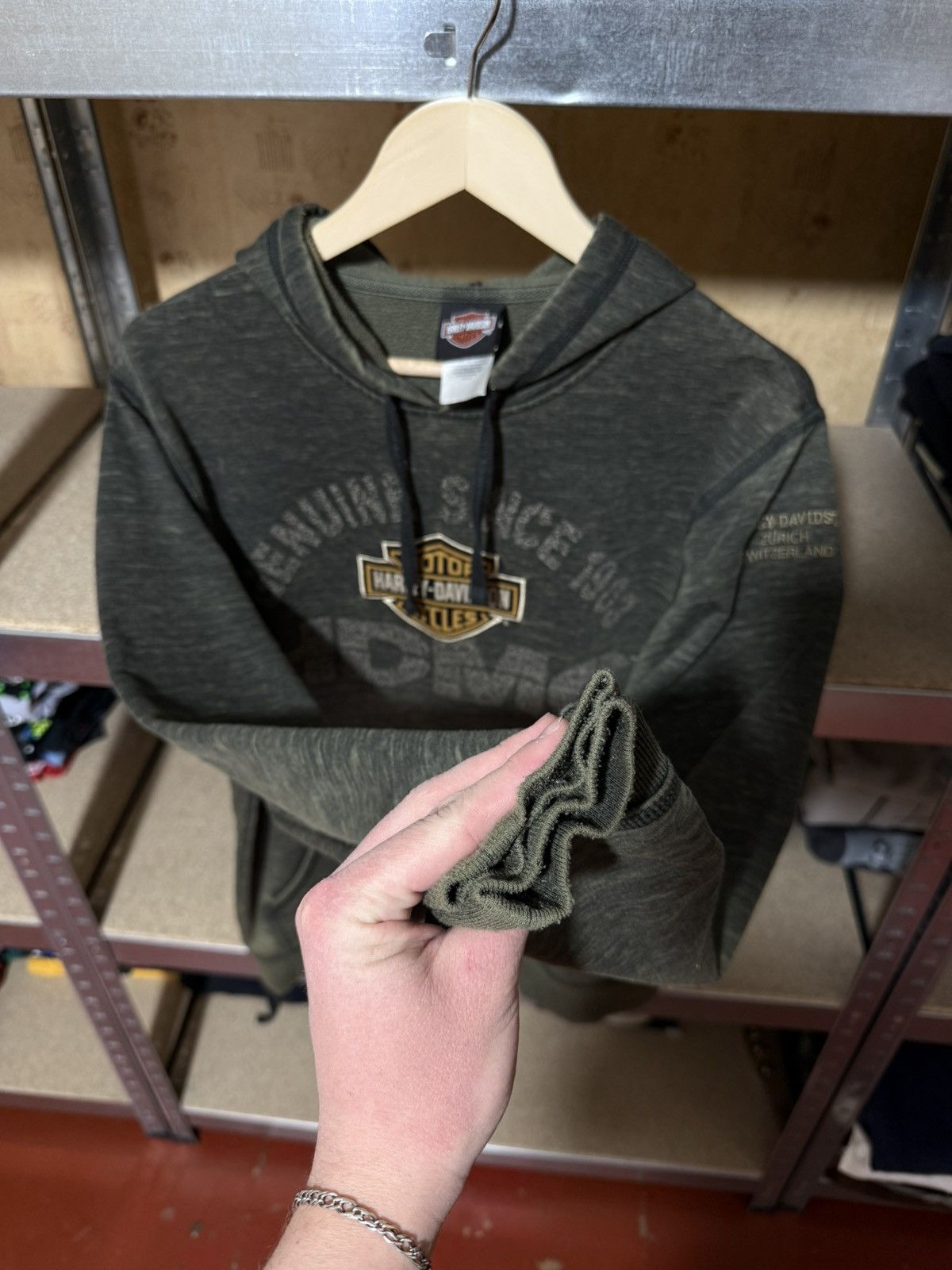 Band Tees × Harley Davidson × Vintage Vintage Harley Davidson Switzerland Military Hoodie Y2K Hype Size US S / EU 44-46 / 1 - 6 Thumbnail