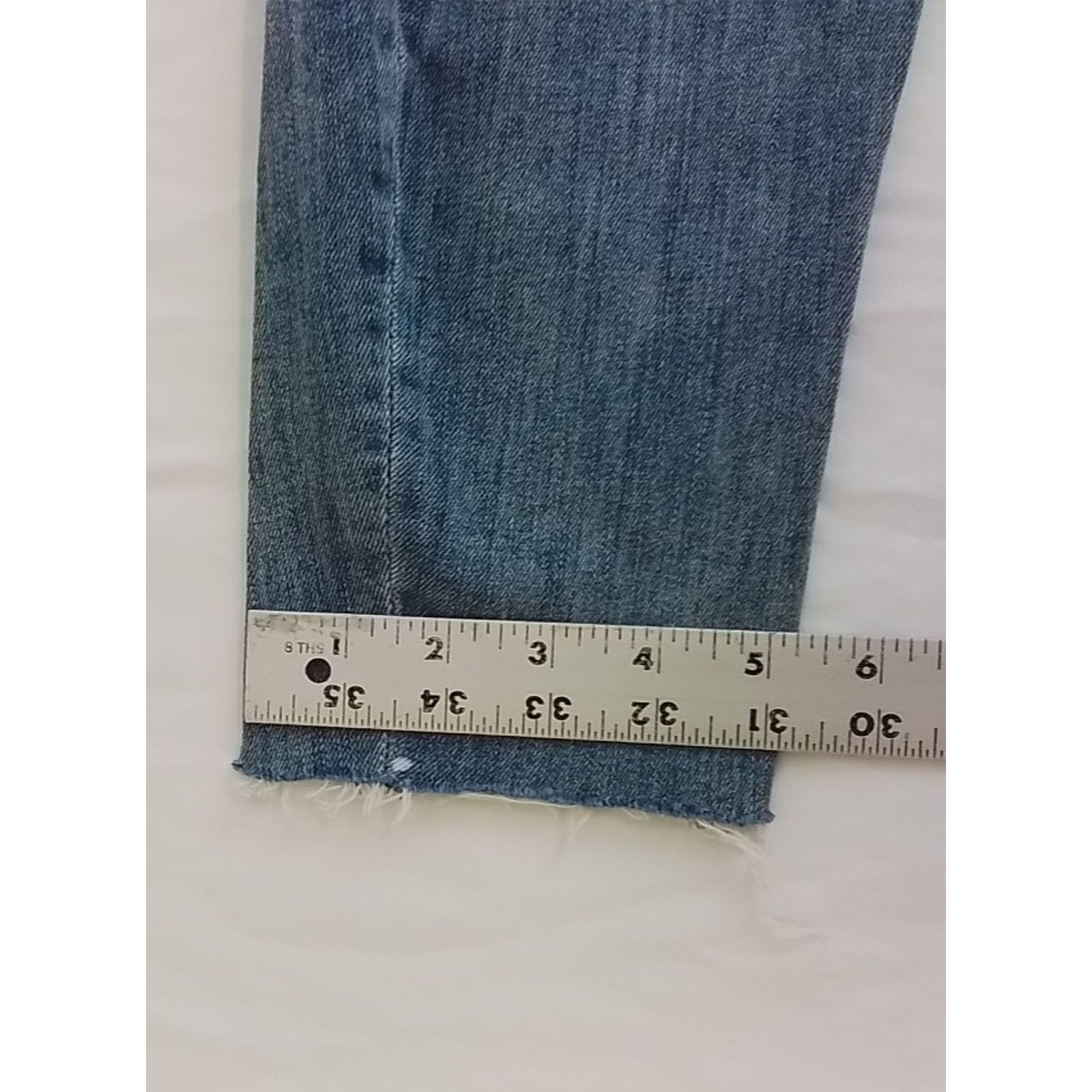 MOTHER Mother "The Looker" Ankle Jean Women's 27" Light Distressed Size 27" / US 4 / IT 40 - 14 Thumbnail