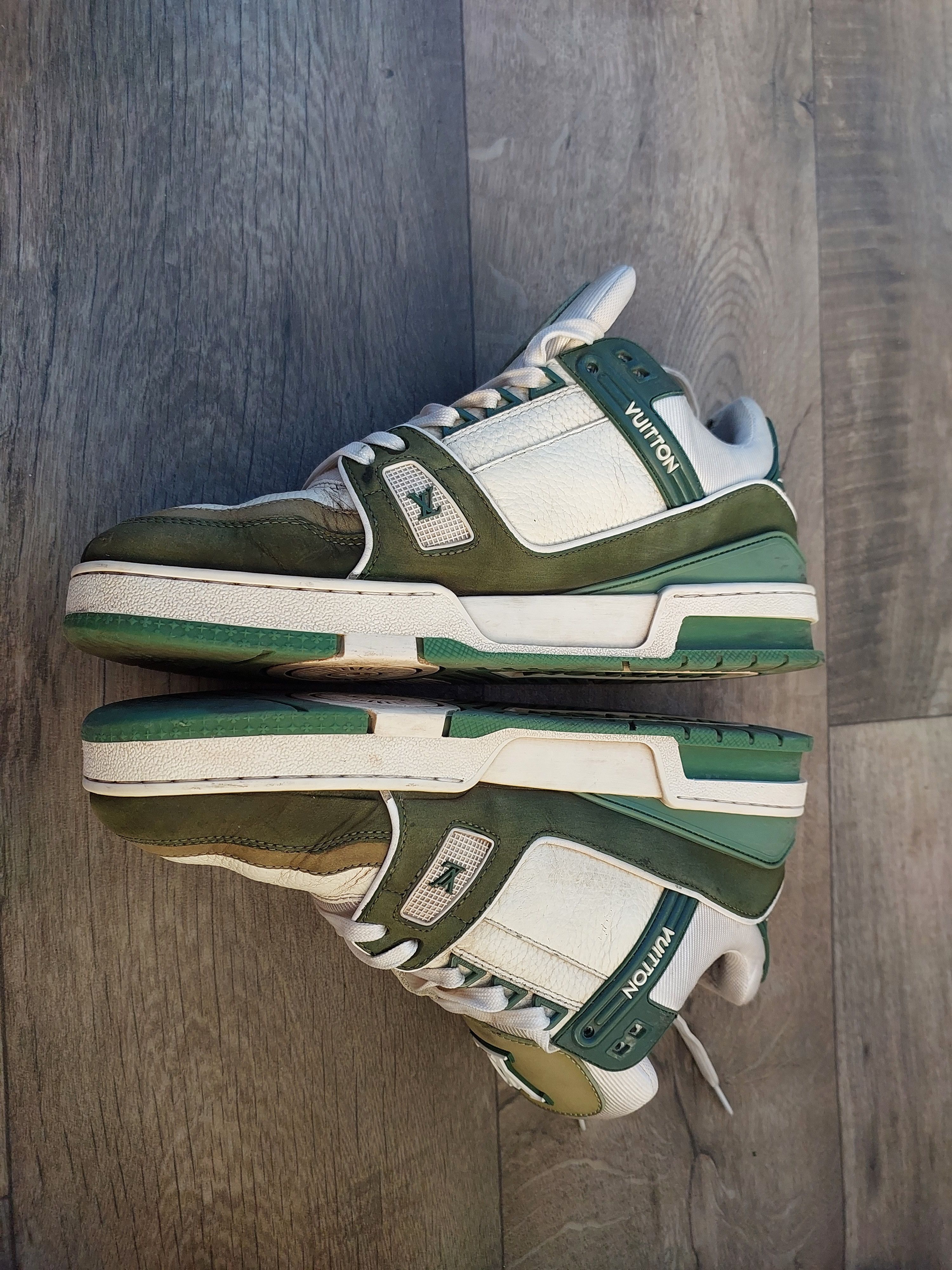Louis Vuitton Louis Vuitton Green and White Trainer Sneaker -2508 Size US 10 / EU 43 - 15 Thumbnail