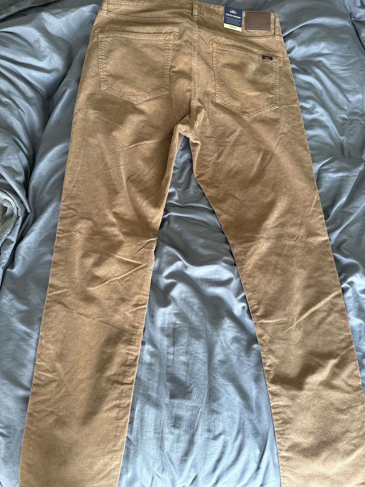 Faherty Brand new faherty brown corduroy pants Size US 31 - 1 Thumbnail