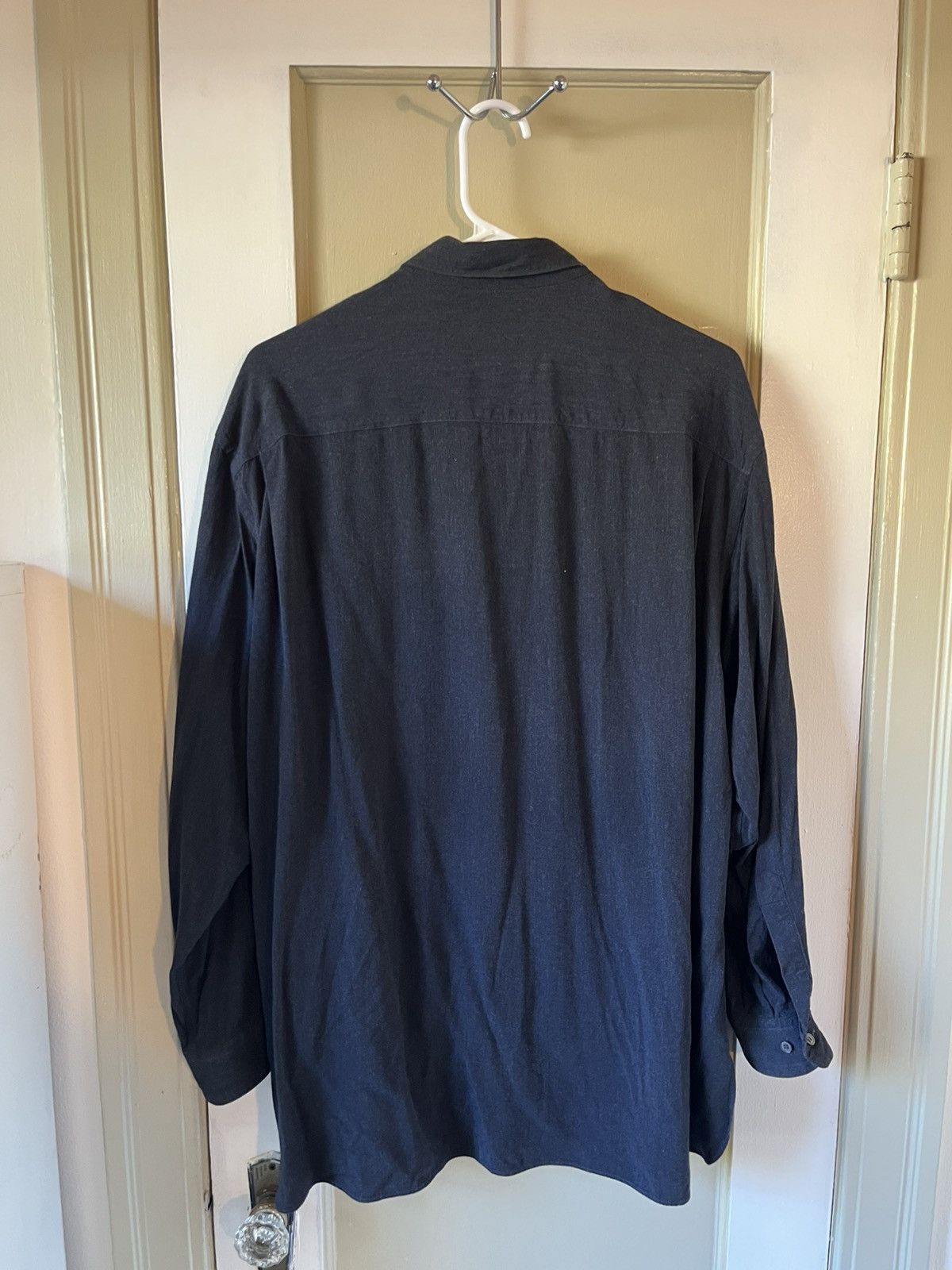 Giorgio Armani Giorgio Armani black button up Size US L / EU 52-54 / 3 - 3 Thumbnail