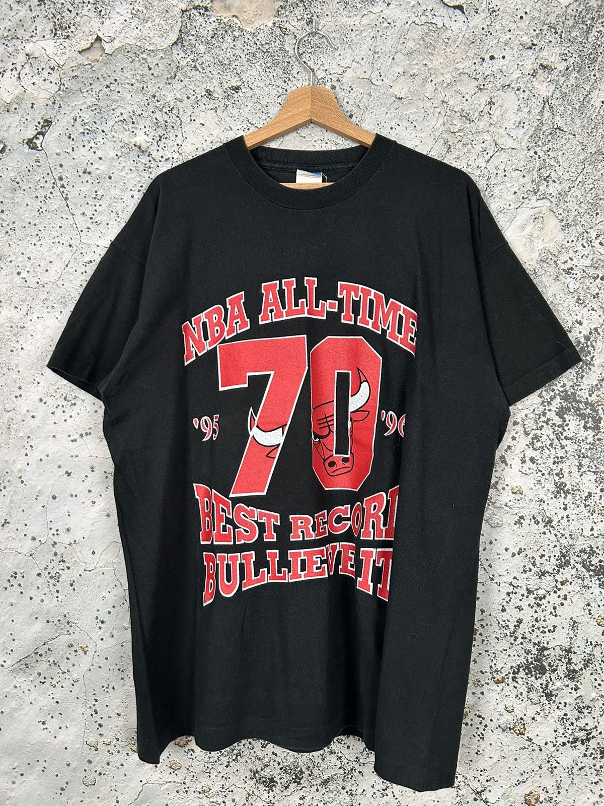 NBA Vintage Chicago Bulls 1996 NBA Graphic Tee Rare Hype Size US XL / EU 56 / 4 - 1 Thumbnail