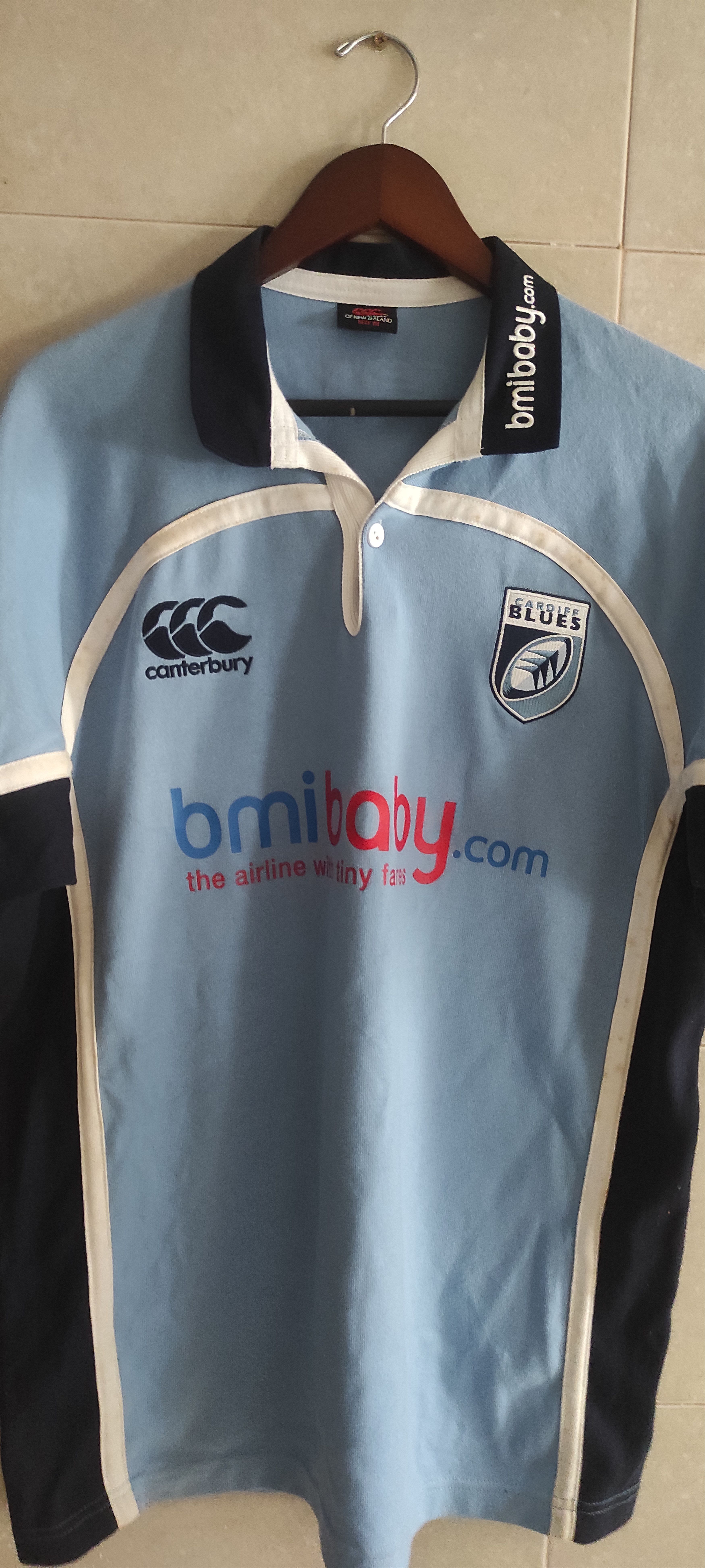 Canterbury of New Zealand Canterbury Of New Zealand Cardiff Blues Rugby Union Jersey Size US L / EU 52-54 / 3 - 3 Thumbnail