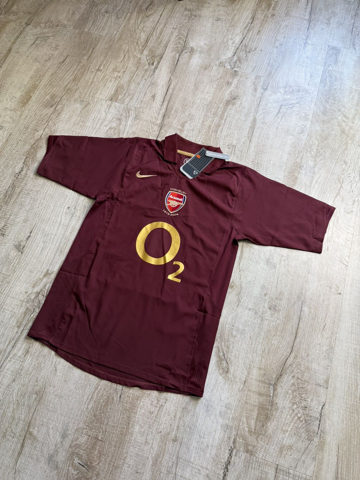Nike Highbury Arsenal London 2005 2006 home football shirt S Men Size US S / EU 44-46 / 1 - 3 Thumbnail