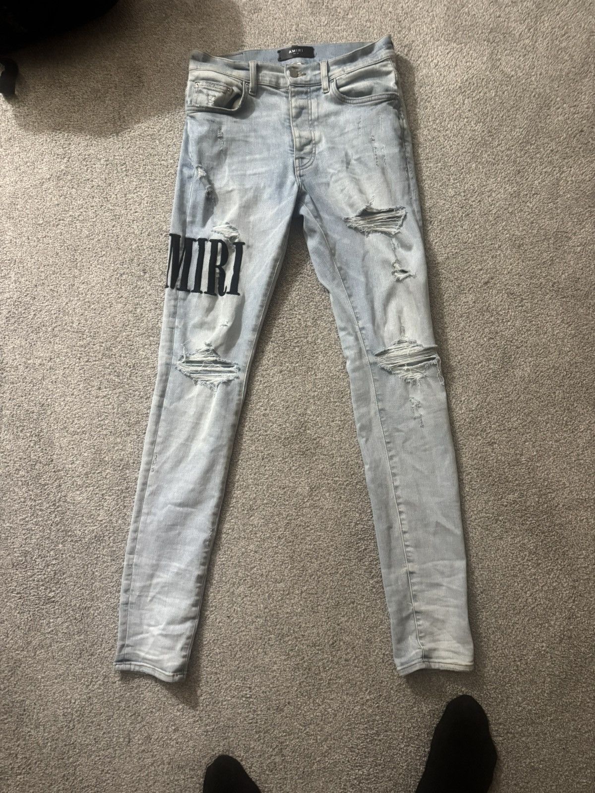 Amiri Light blue Amiri Jeans size 32 Amiri on side Size US 32 / EU 48 - 1 Thumbnail