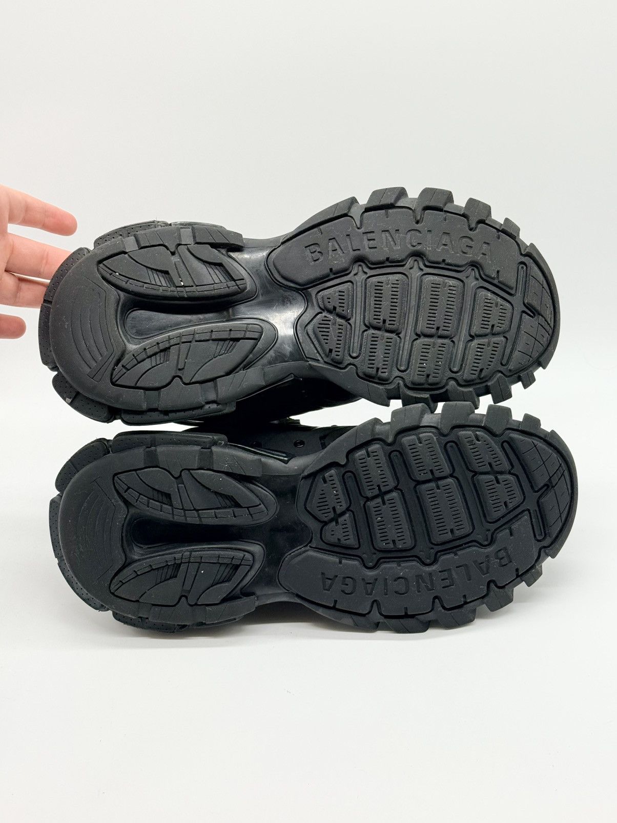Balenciaga Size 10 - Balenciaga Track Triple Black Size US 10 / EU 43 - 6 Thumbnail