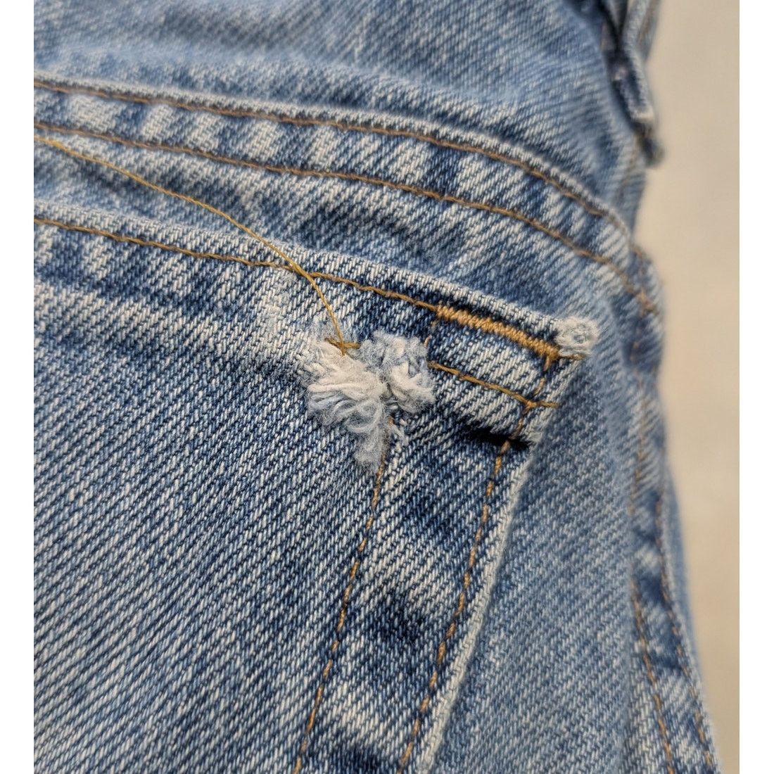 Levi's Vintage Levis 516 washed blue denim jeans Size US 32 / EU 48 - 7 Thumbnail