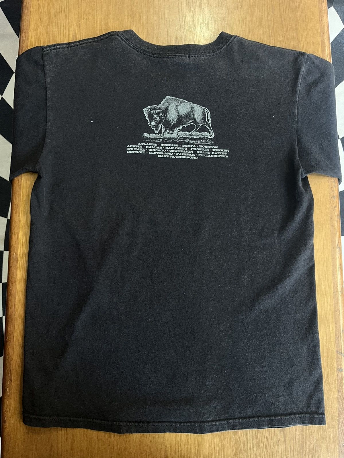 Band Tees Vintage FOO FIGHTERS In Your Honor 2005’s Tshirt Size US M / EU 48-50 / 2 - 8 Thumbnail