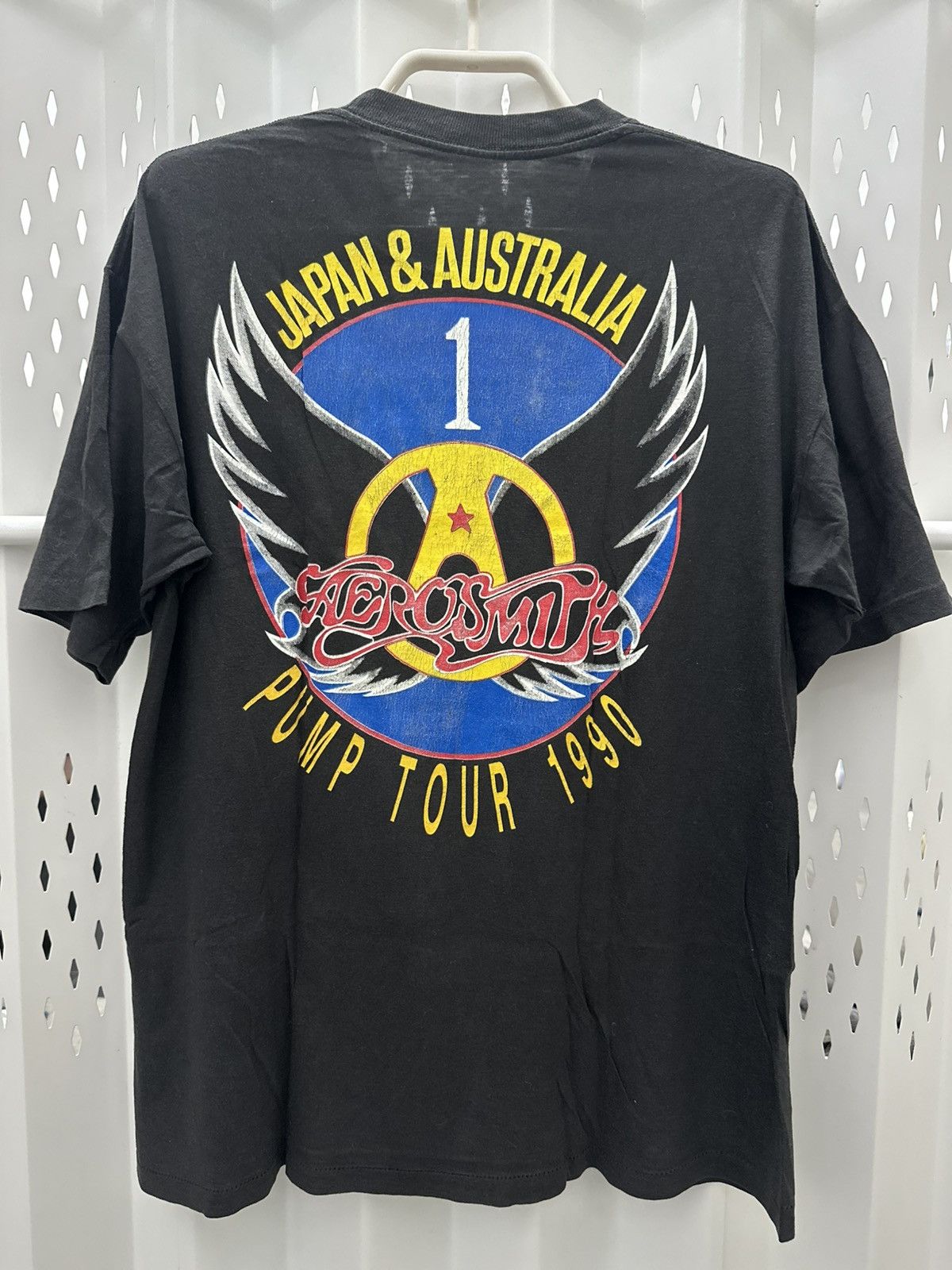 Aerosmith Vtg 90’s Aerosmith Japan Australia Pump Tour 90 TShirt Size US L / EU 52-54 / 3 - 2 Thumbnail